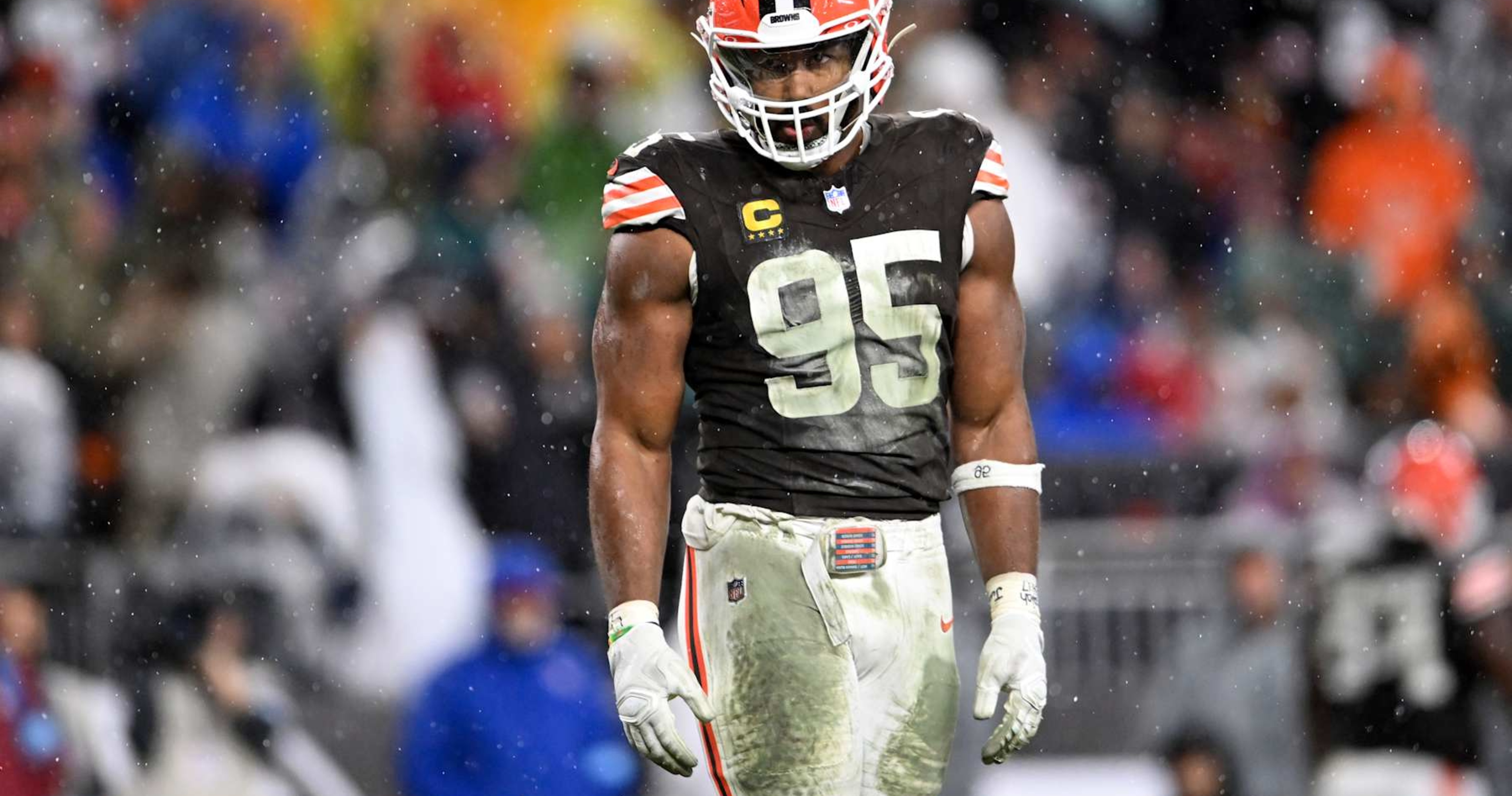 NFL Fans Debate Myles Garrett’s Best Landing Spots After Browns Star Requests Trade