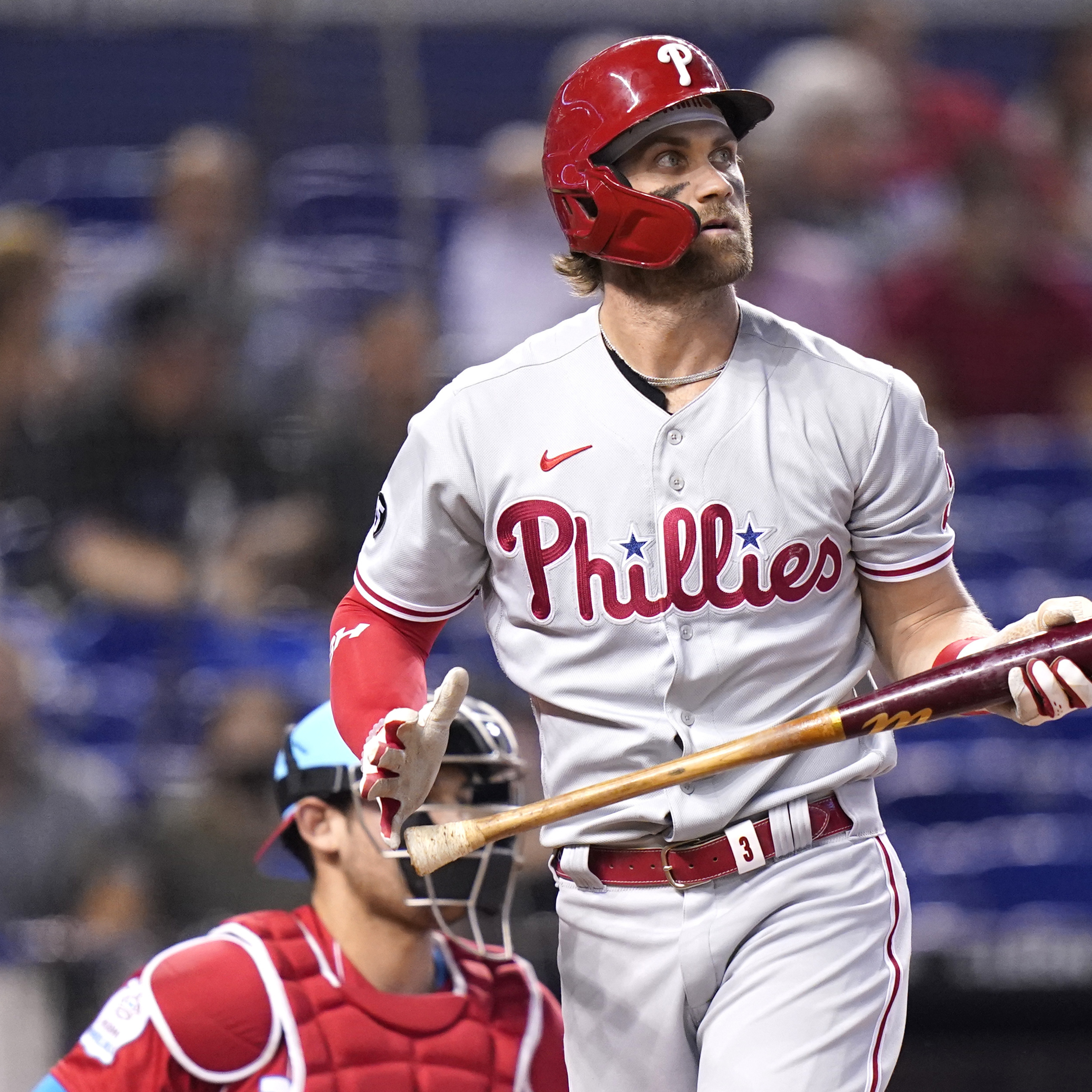 Phillies' Bryce Harper Diagnosed with Torn UCL Injury; Won't Throw for 4 Weeks