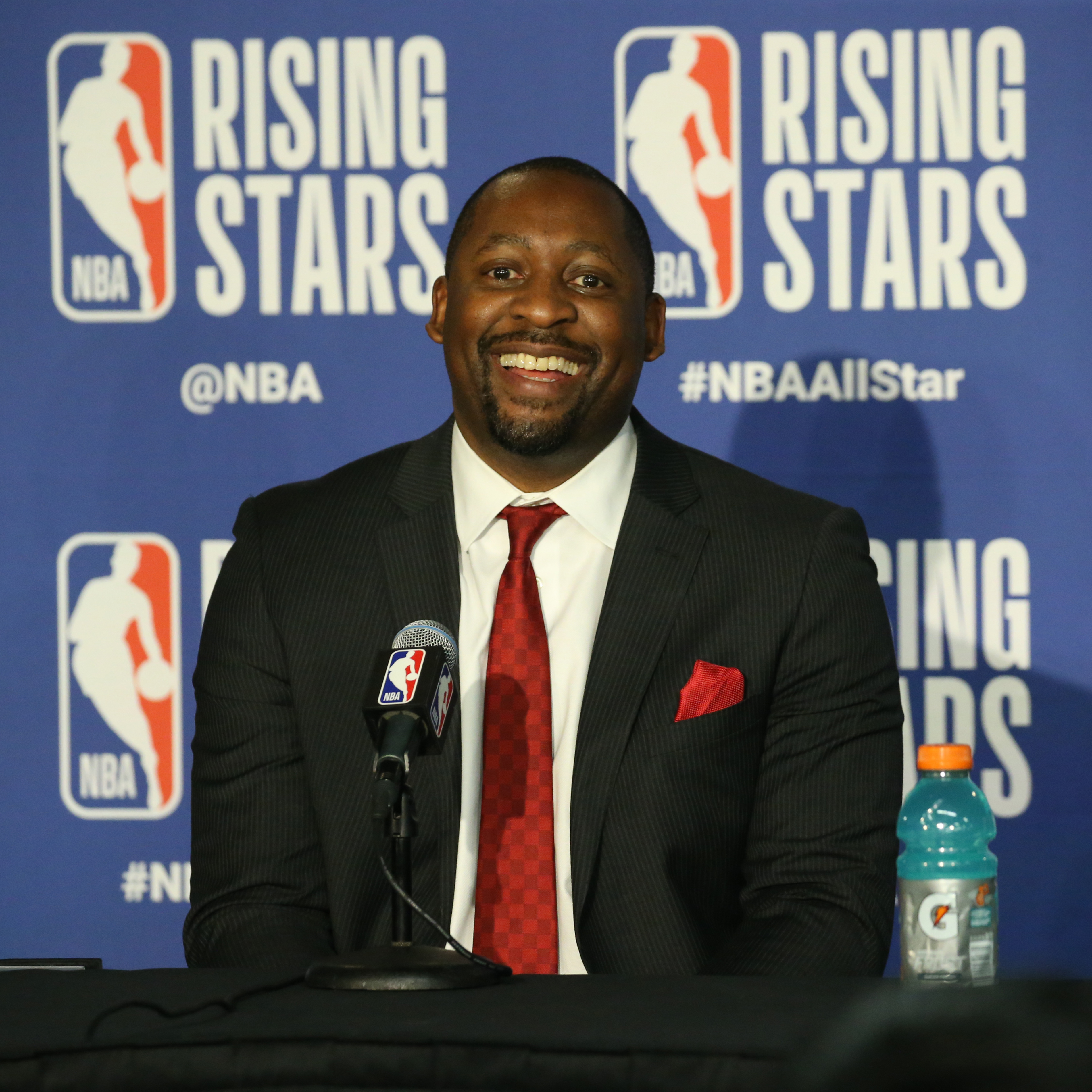 Lakers Rumors: Raptors Asst. Adrian Griffin Requested for HC Interview