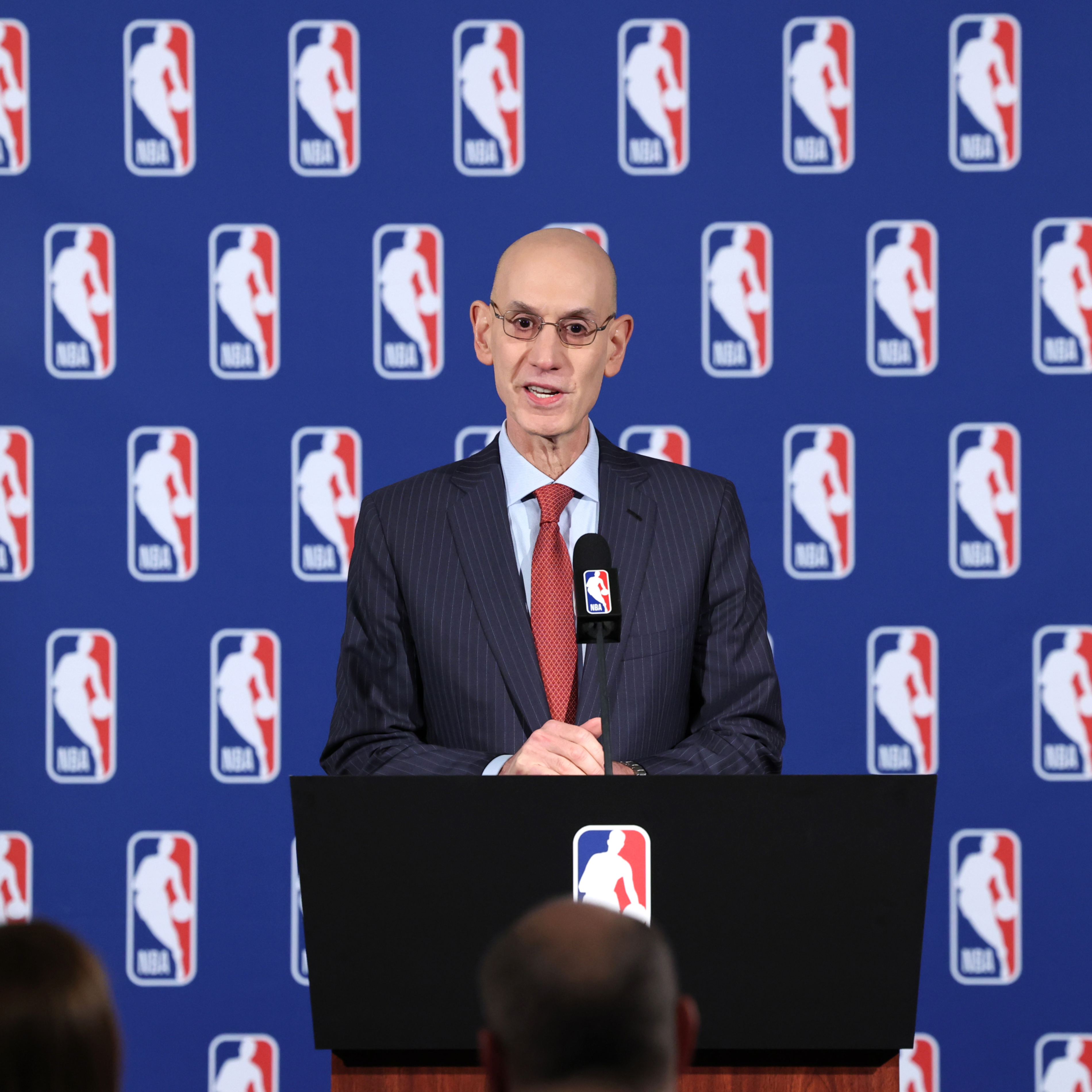 NBA Unveils New Finals Trophy; East, West MVP Awards to Be Named After Bird, Mag..