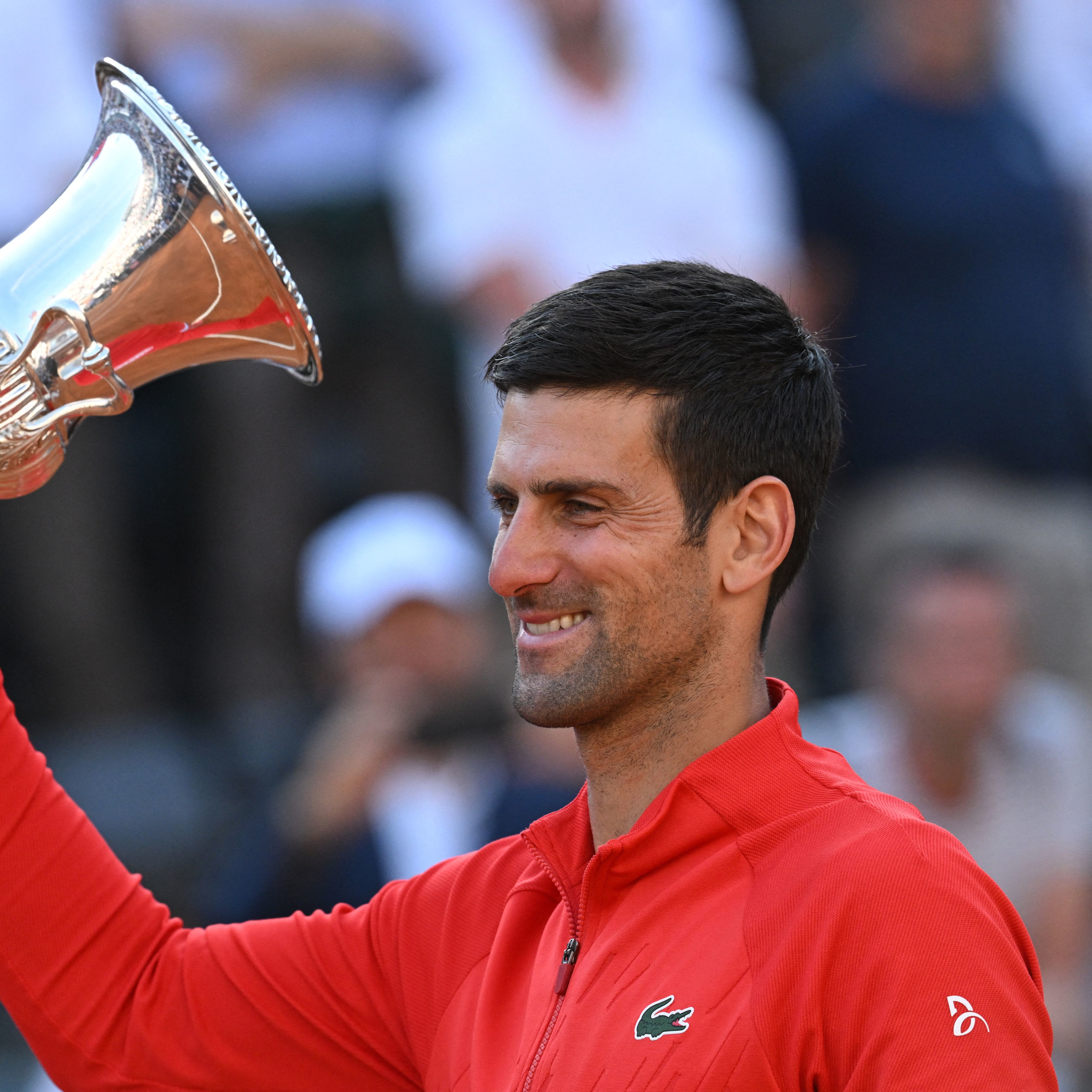 Novak Djokovic wins every set, ahead of the 2022 French Open thumbnail