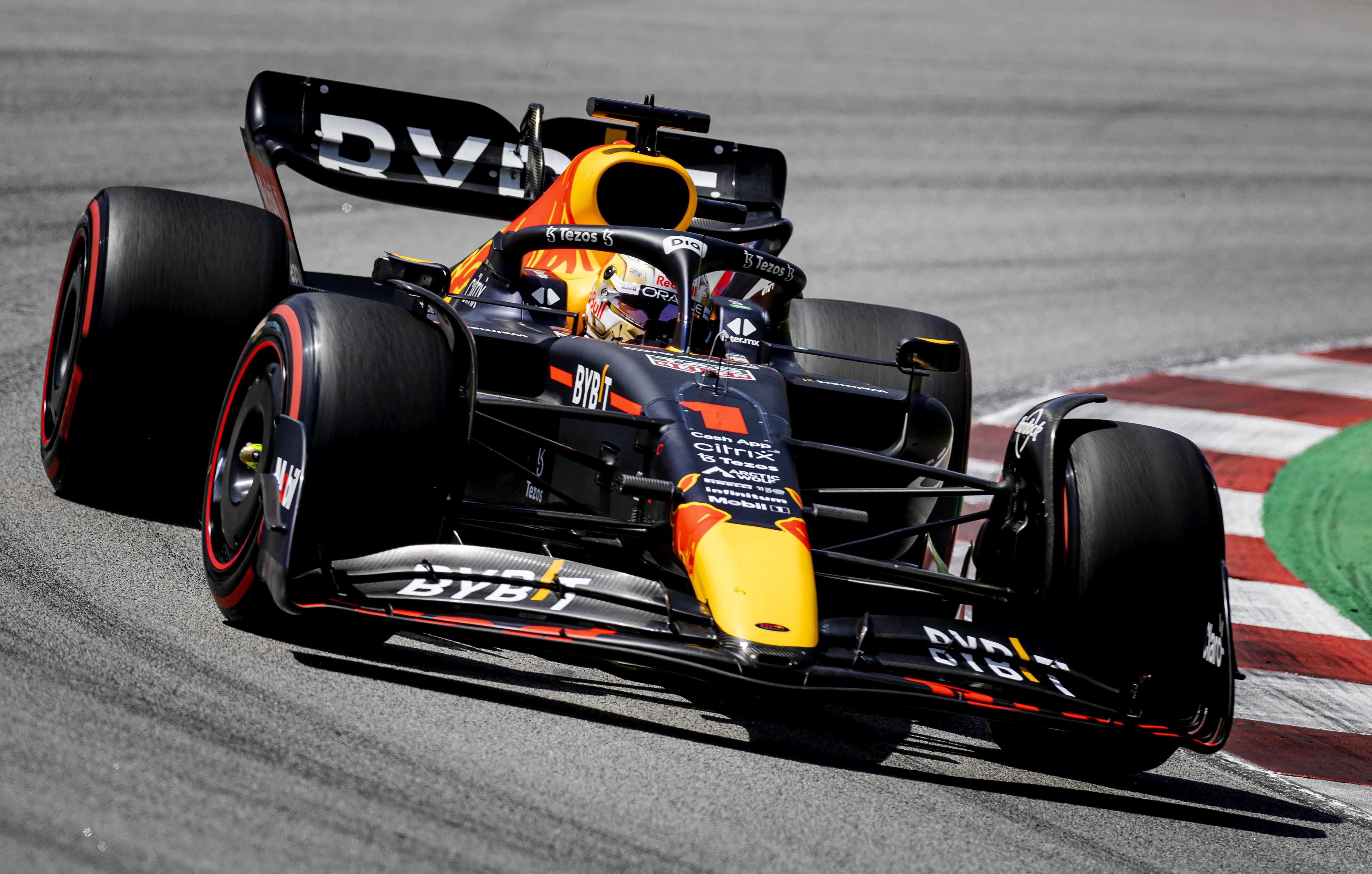 Max Verstappen Cruises to Victory in 2022 Spanish F1 Grand Prix