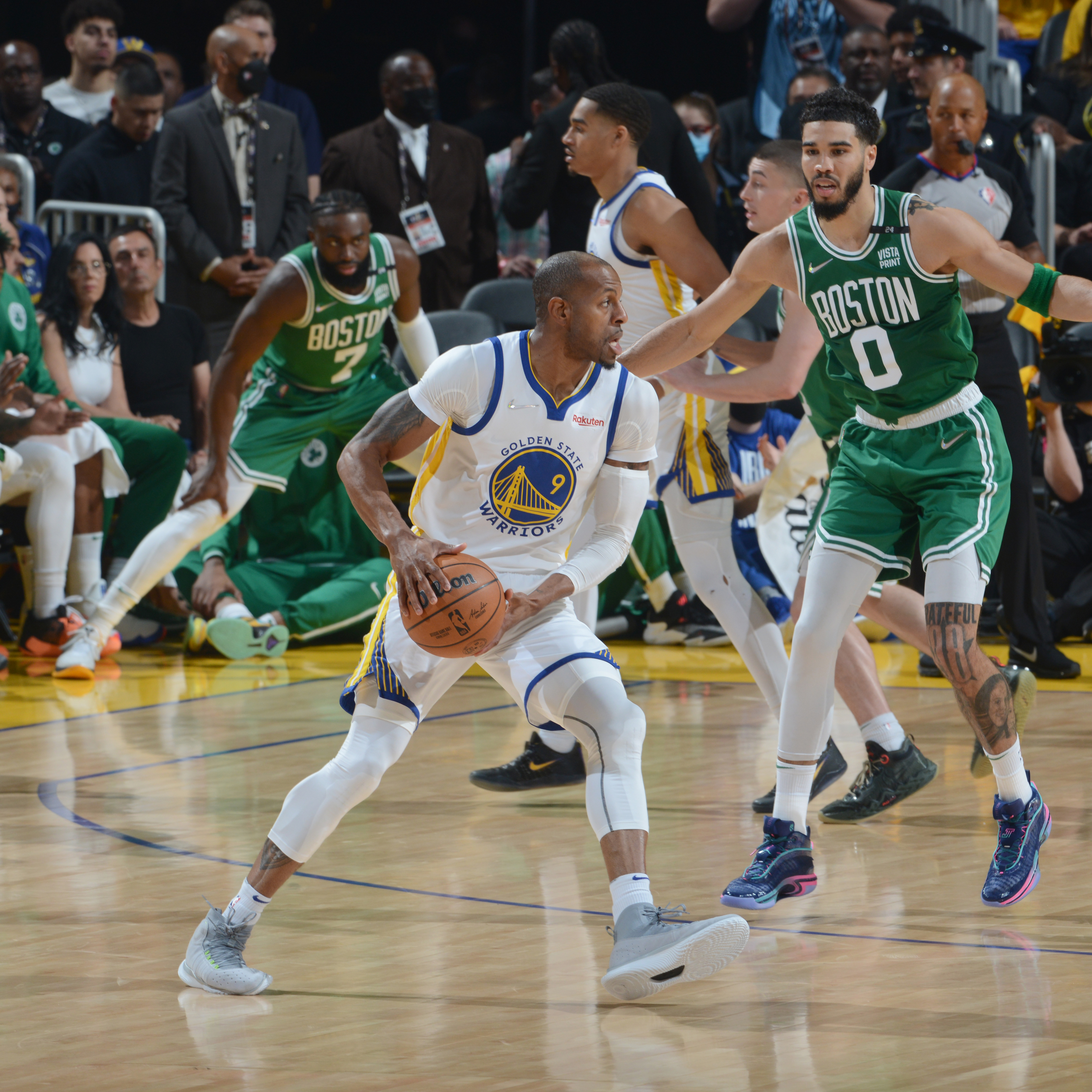 Warriors' Andre Iguodala Out for NBA Finals Game 2 vs. Celtics with Knee Injury