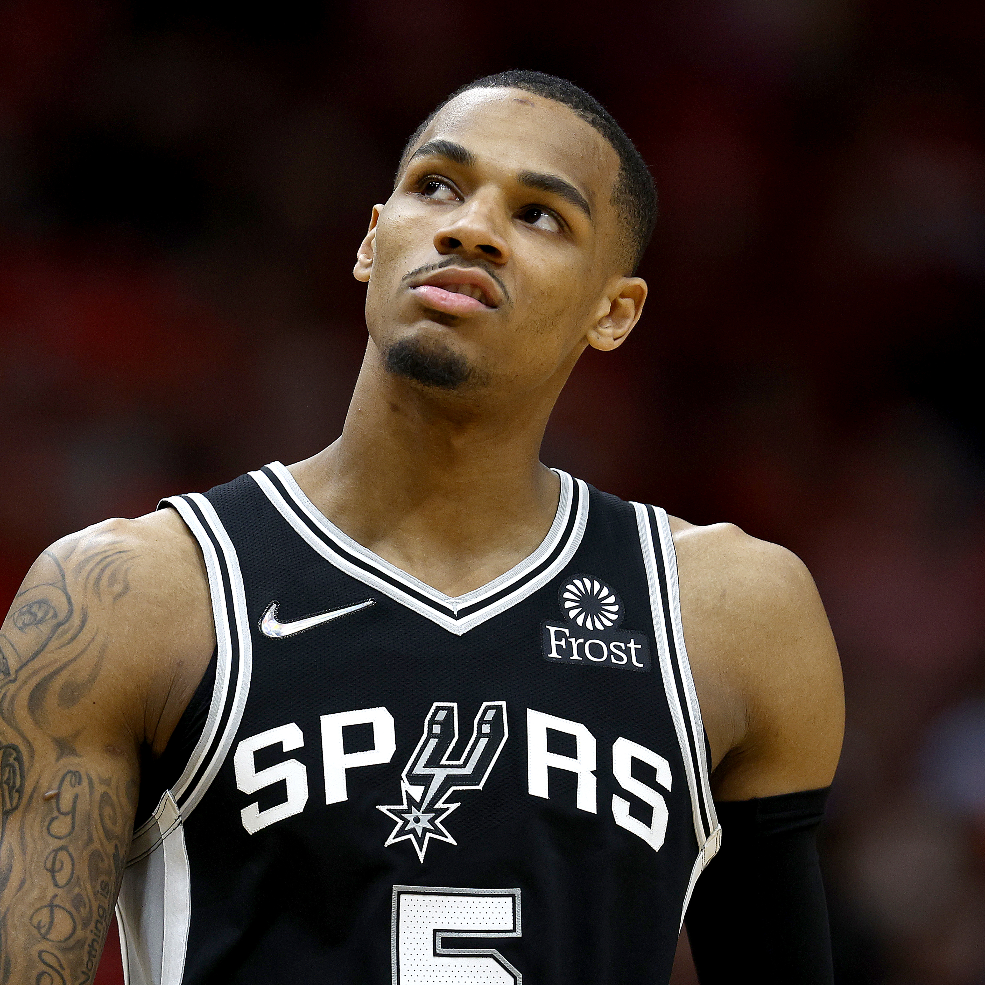 Woj: Dejounte Murray Traded to Hawks from Spurs for Danilo Gallinari, Multiple 1..