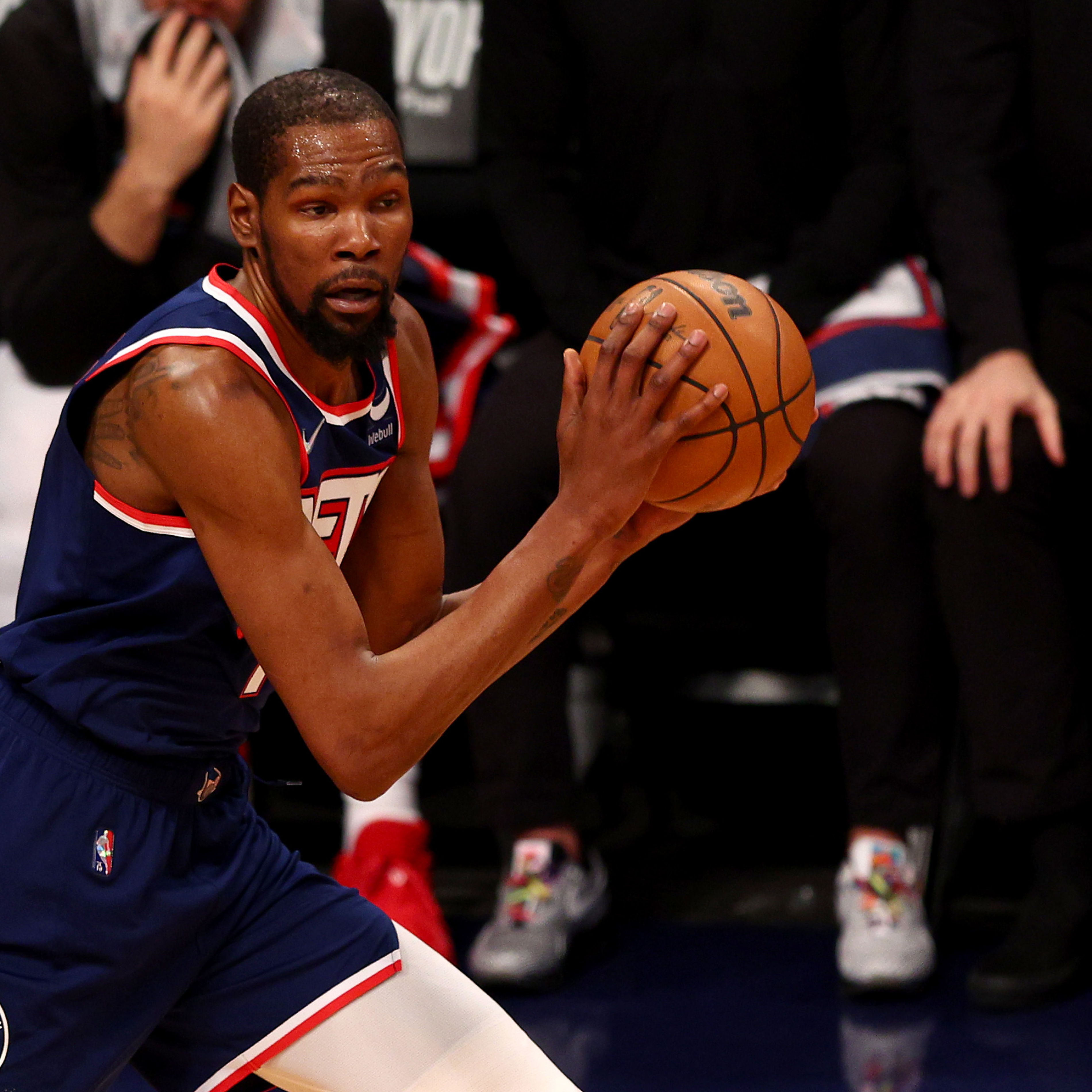Kevin Durant Trade Rumors: Nets SF Has 'Gone Dark' as Numerous Stars Have Reache..