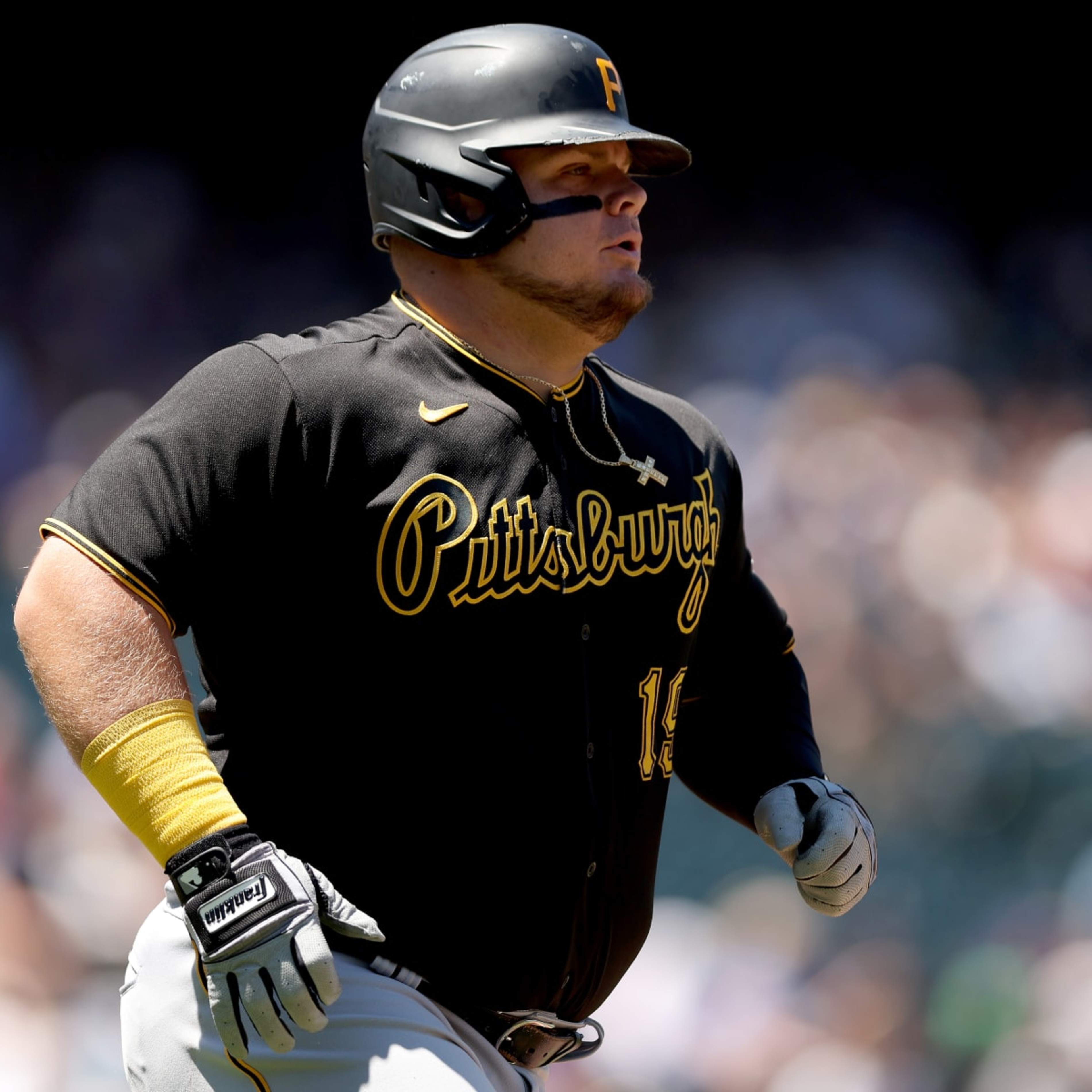 Daniel Vogelbach Traded to Mets from Pirates for Colin Holderman