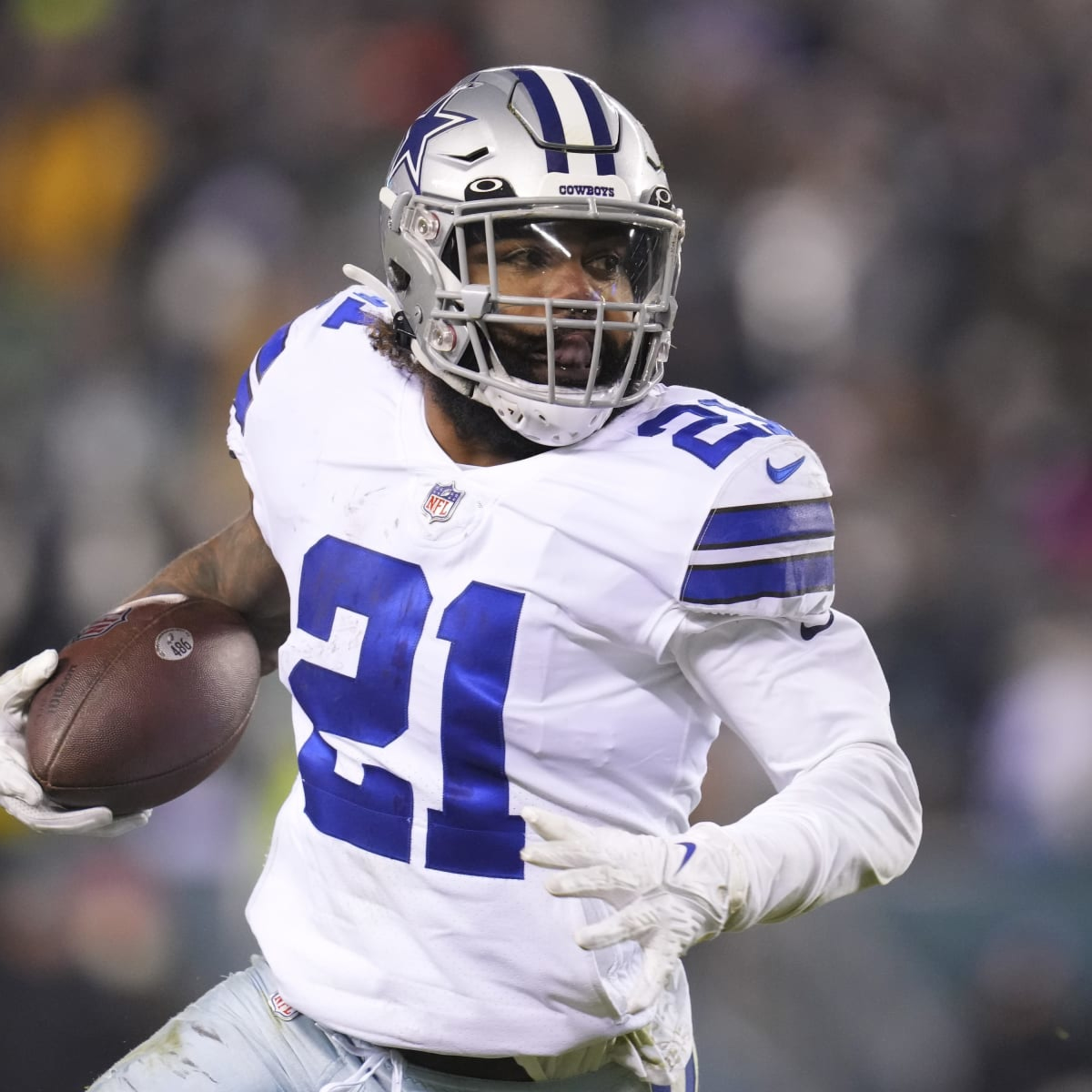 Jerry Jones Says Ezekiel Elliott 'Has to Be the Focus' in Cowboys' Rushing Attac..