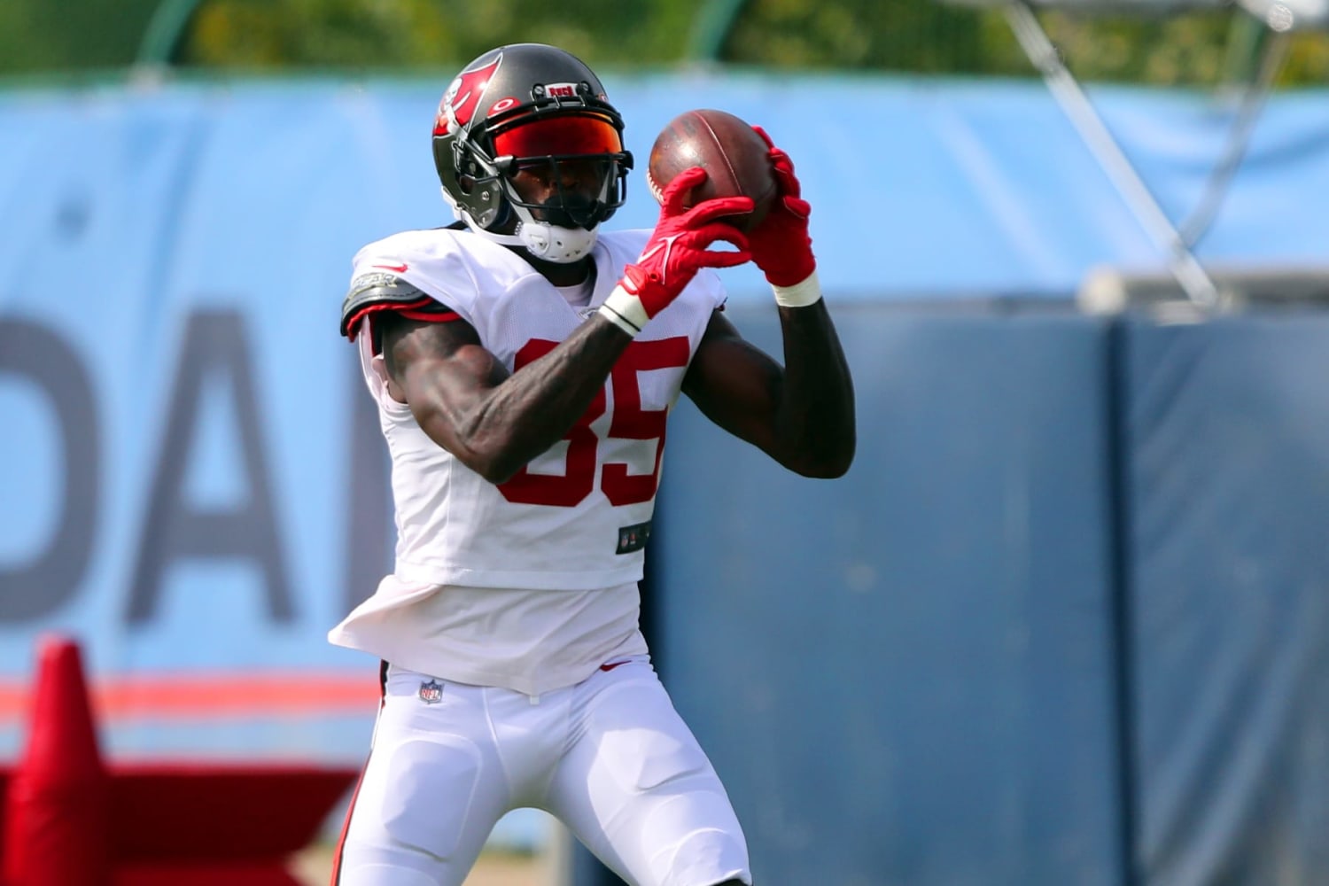 Julio Jones Expresses Interest in Joining Green Bay.