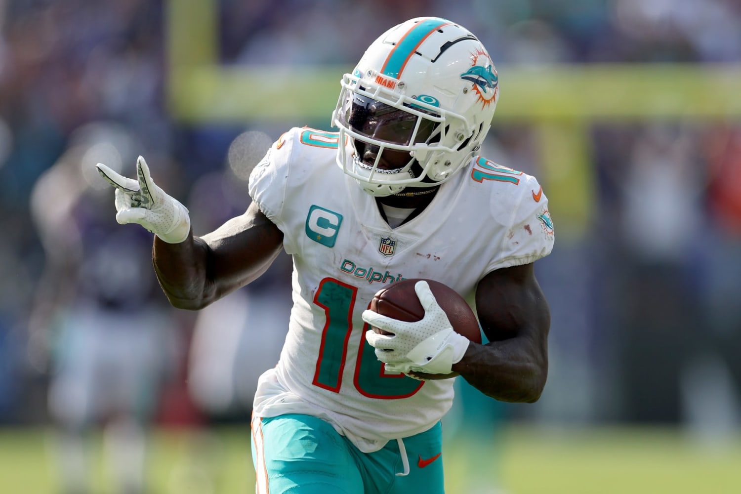 Buffalo Bills vs. Miami Dolphins Notebook: Tyreek Hill Silenced