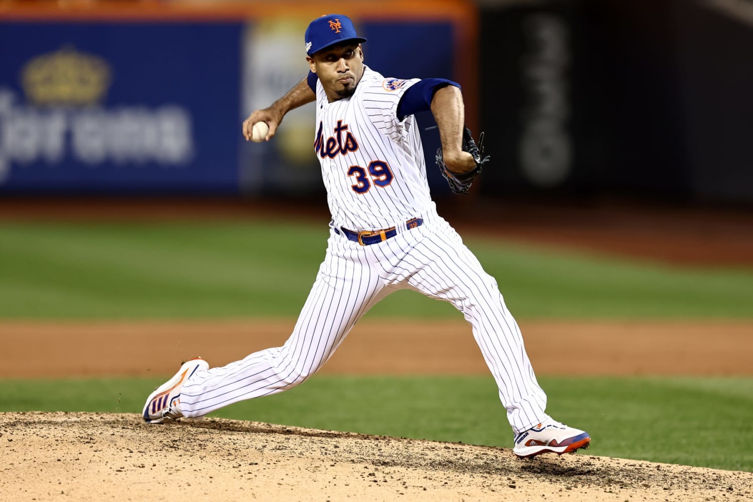 Mets All Star Closer Won't Pitch This Season