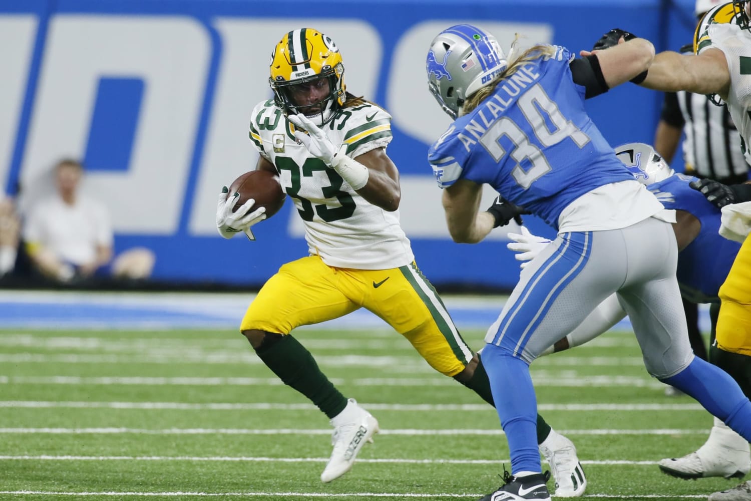 Packers RB Aaron Jones Finds Added Motivation Against Titans' Derrick Henry  - Sports Illustrated Green Bay Packers News, Analysis and More