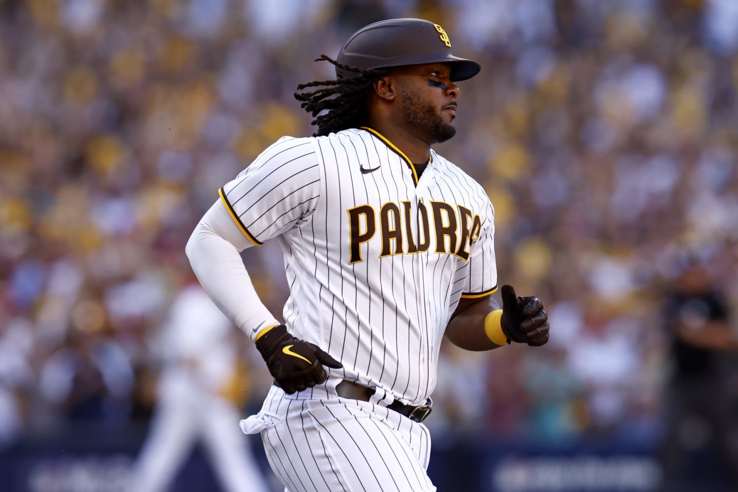 Why MLB star Josh Bell, a Jesuit alum, prays during the National Anthem -  Preston Hollow