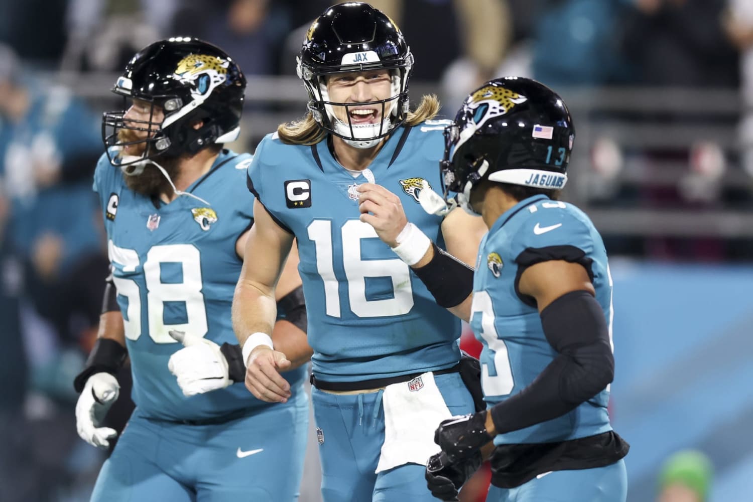 Jacksonville Jaguars safety Andre Cisco (5) warms up before an NFL football  game against the Tennessee Titans, Saturday, Jan. 7, 2023, in Jacksonville,  Fla. (AP Photo/John Raoux Stock Photo - Alamy