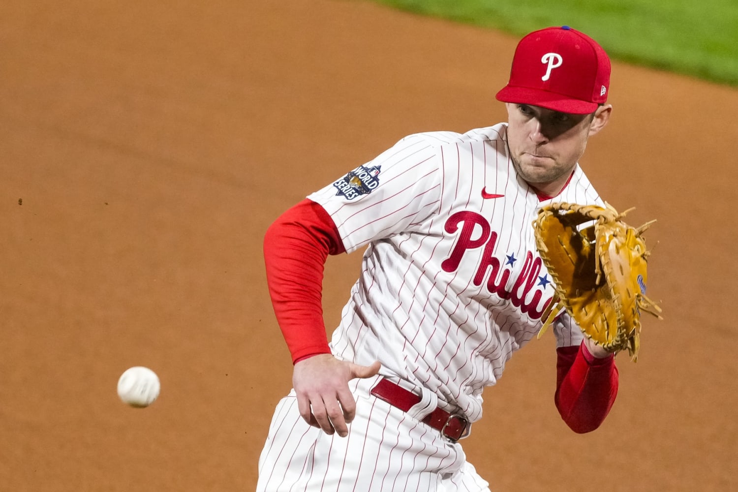Phillies' Rhys Hoskins OK after being hit by pitch on hand, could