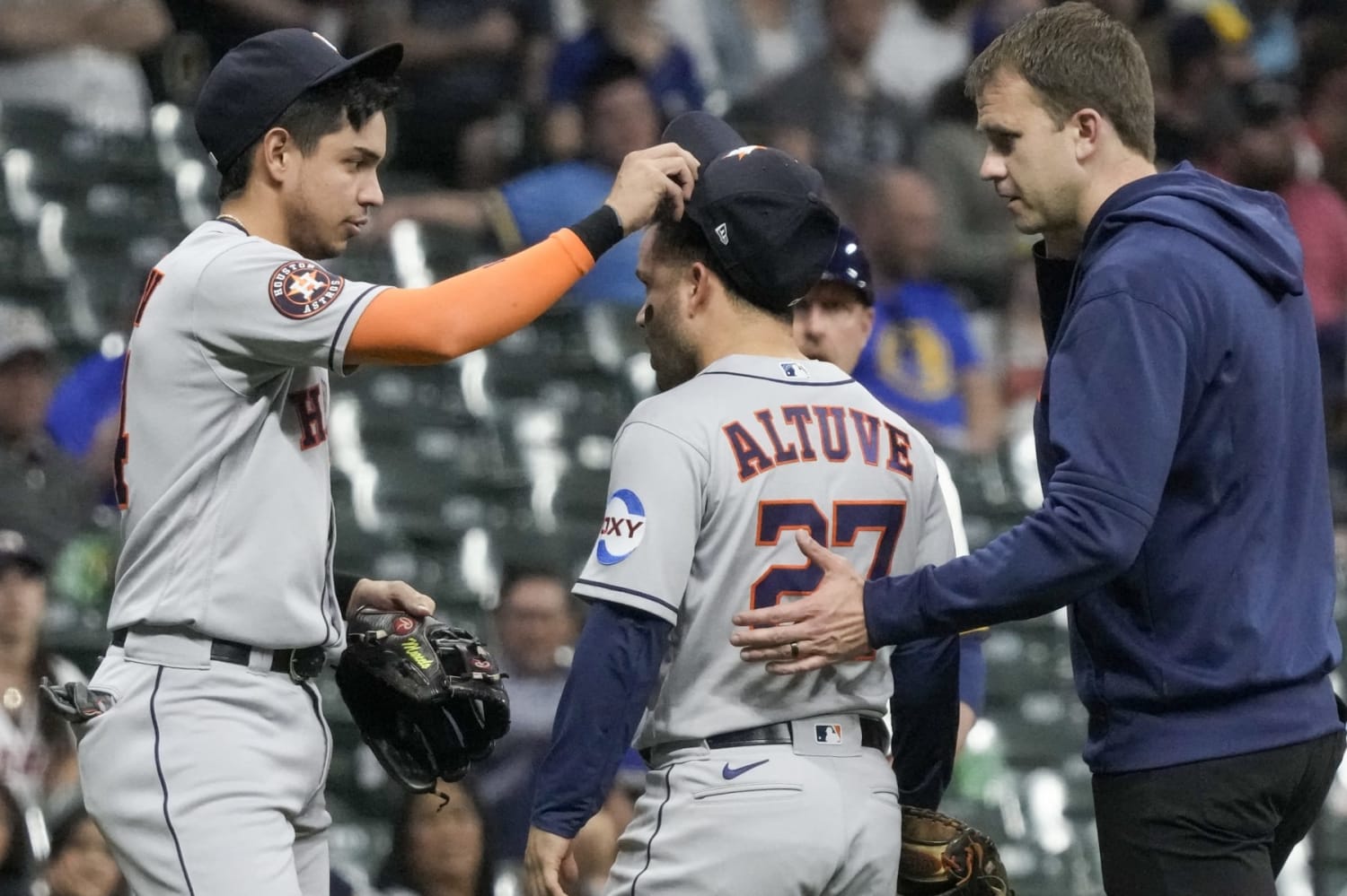 Phil Maton's curveball is helping him become a key piece in Astros' bullpen  - The Crawfish Boxes