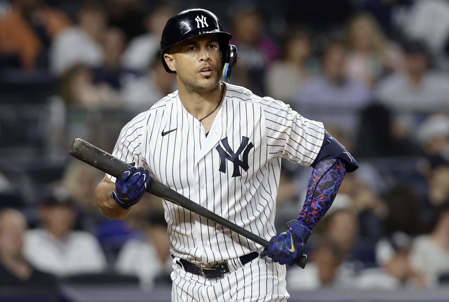 Yankees' Giancarlo Stanton snaps out of slump with monster homer