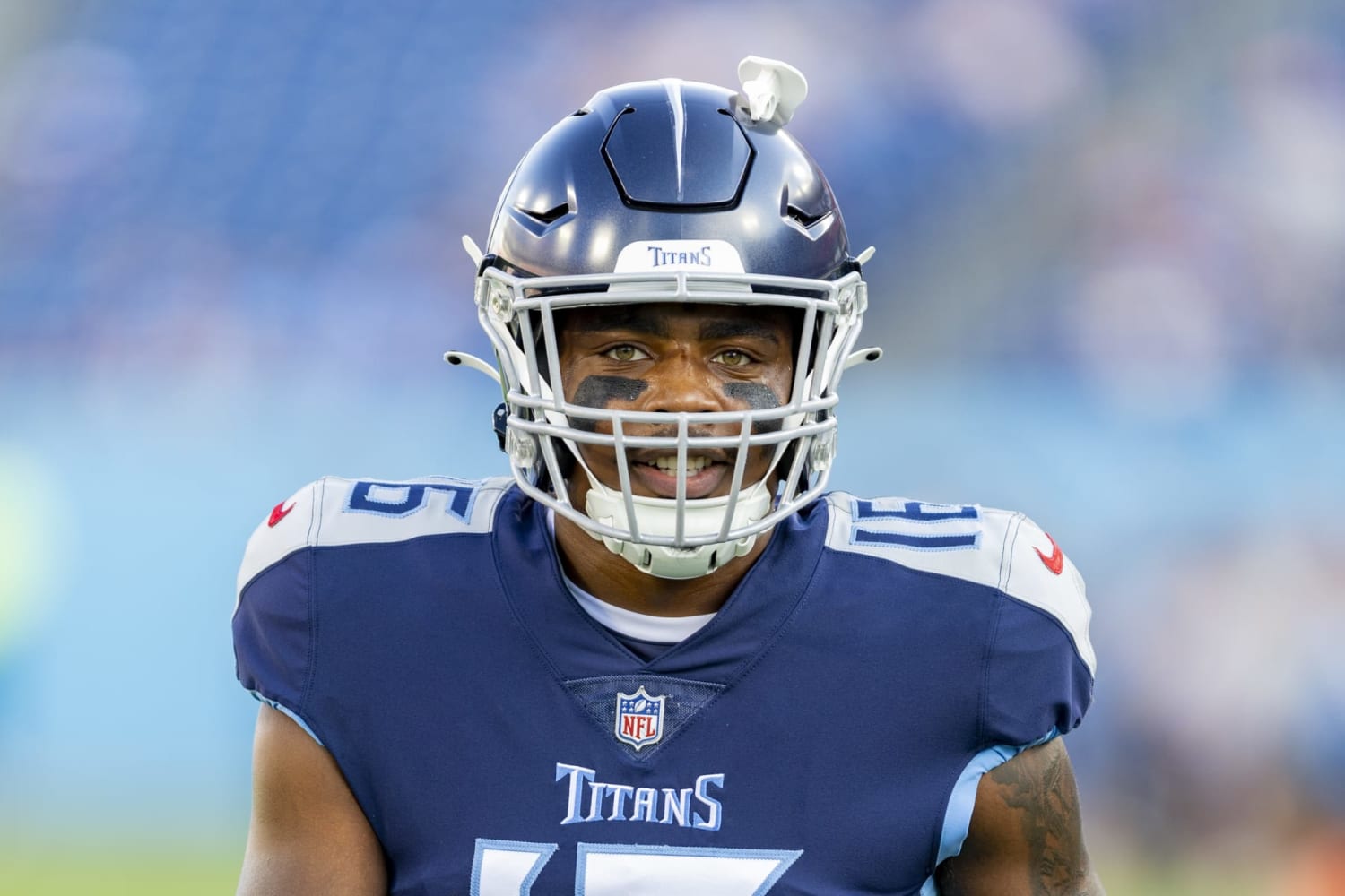 Titans release OLB Bud Dupree after 7 sacks in 2 years - Newsday