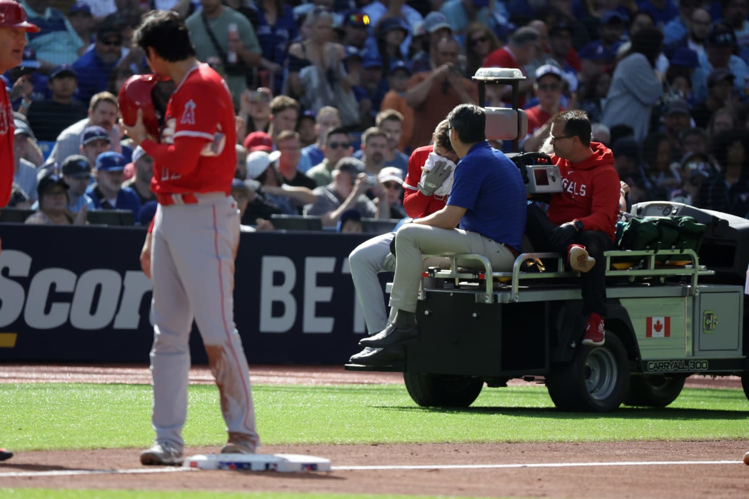 Kirk's two homers power Blue Jays past Angels 6-1; L.A.'s Ward