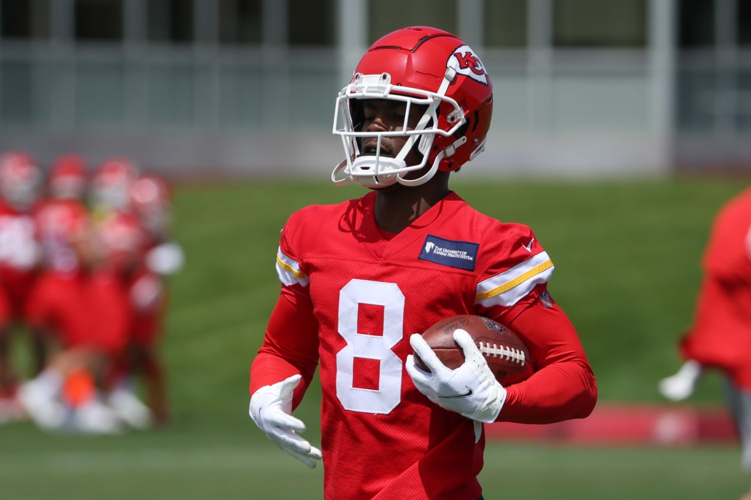 Kick returner Tamarick Vanover of the Kansas City Chiefs runs with