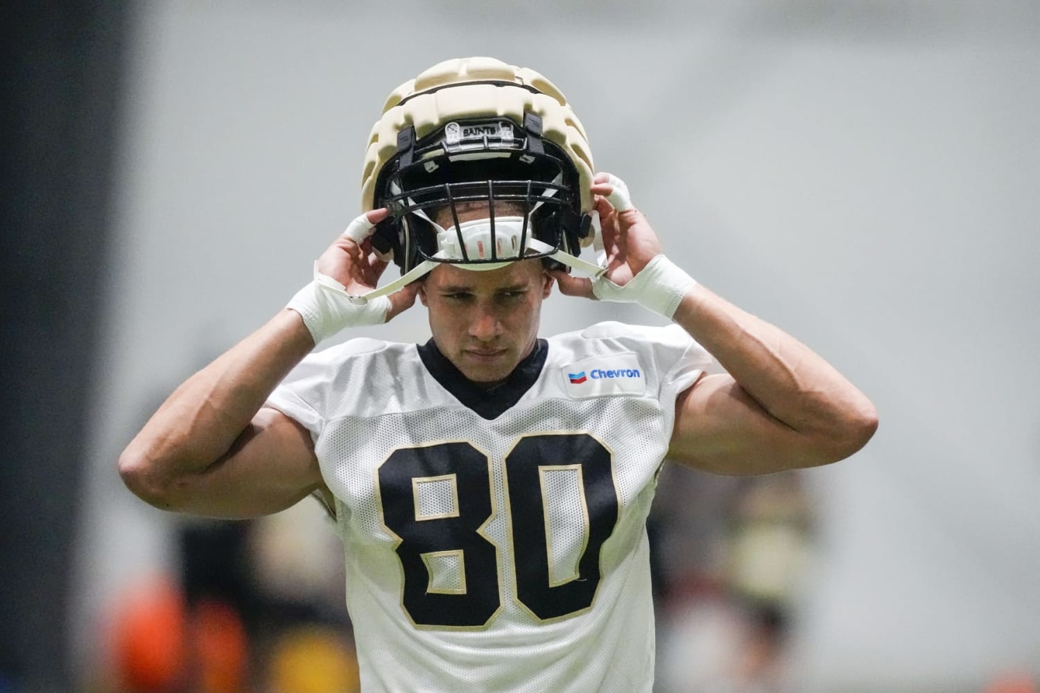 How old is Jimmy Graham? Saints TE scores first TD since 2021, does Lambeau  Leap vs. Packers