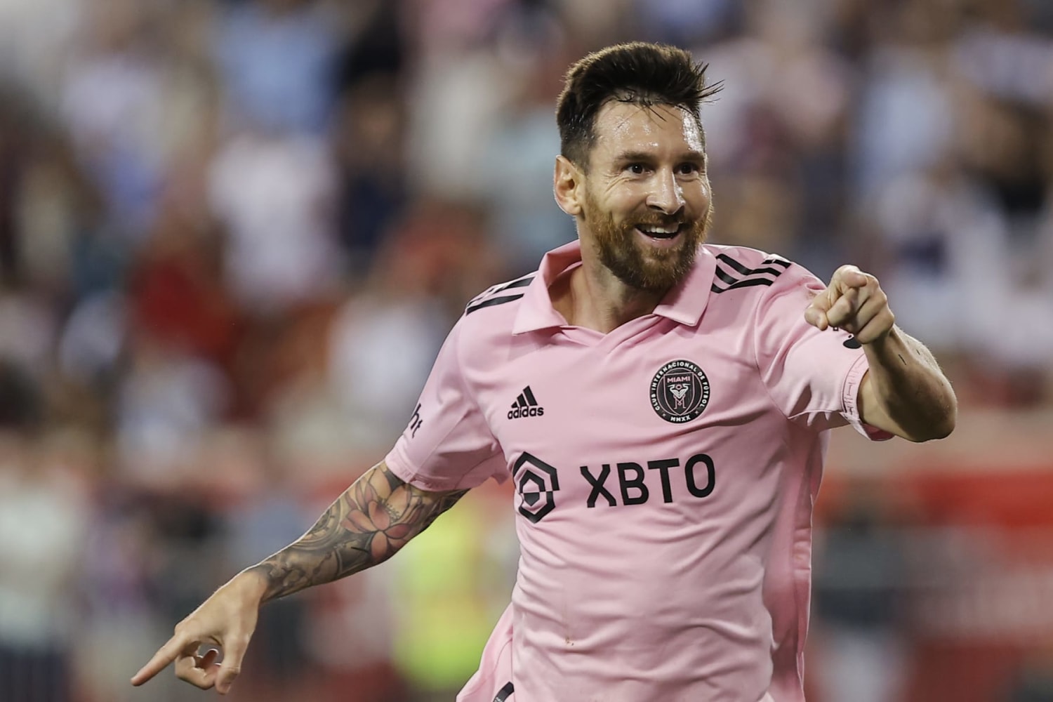 Roy Nemer on X: Lionel Messi with the new Argentina home shirt