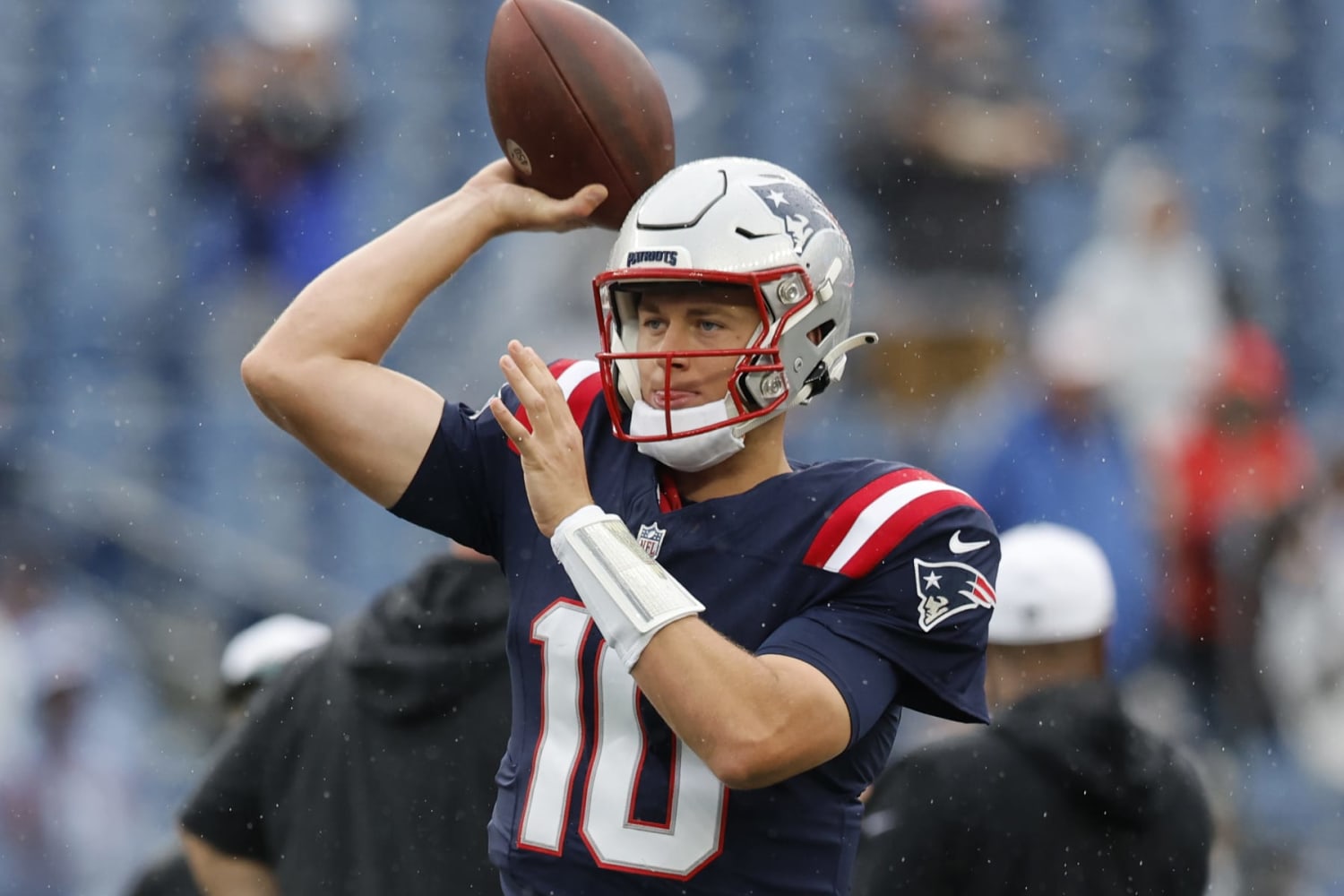 ESPN expert: 'I'm 1,000% behind Mac Jones' as Patriots QB in Year 3 