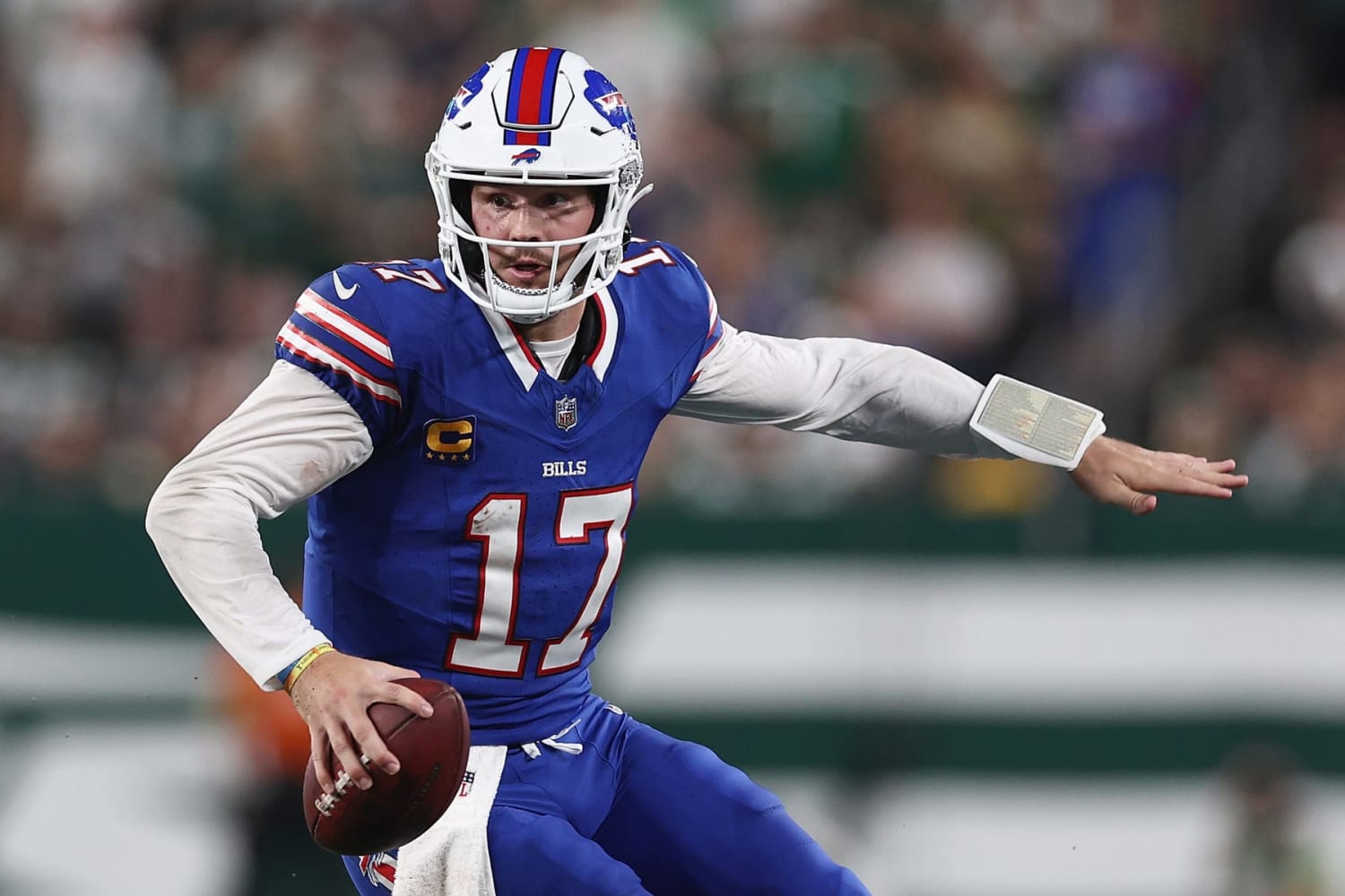 Bills' Josh Allen Sports Ryan Fitzpatrick Jersey in Pregame vs. Patriots