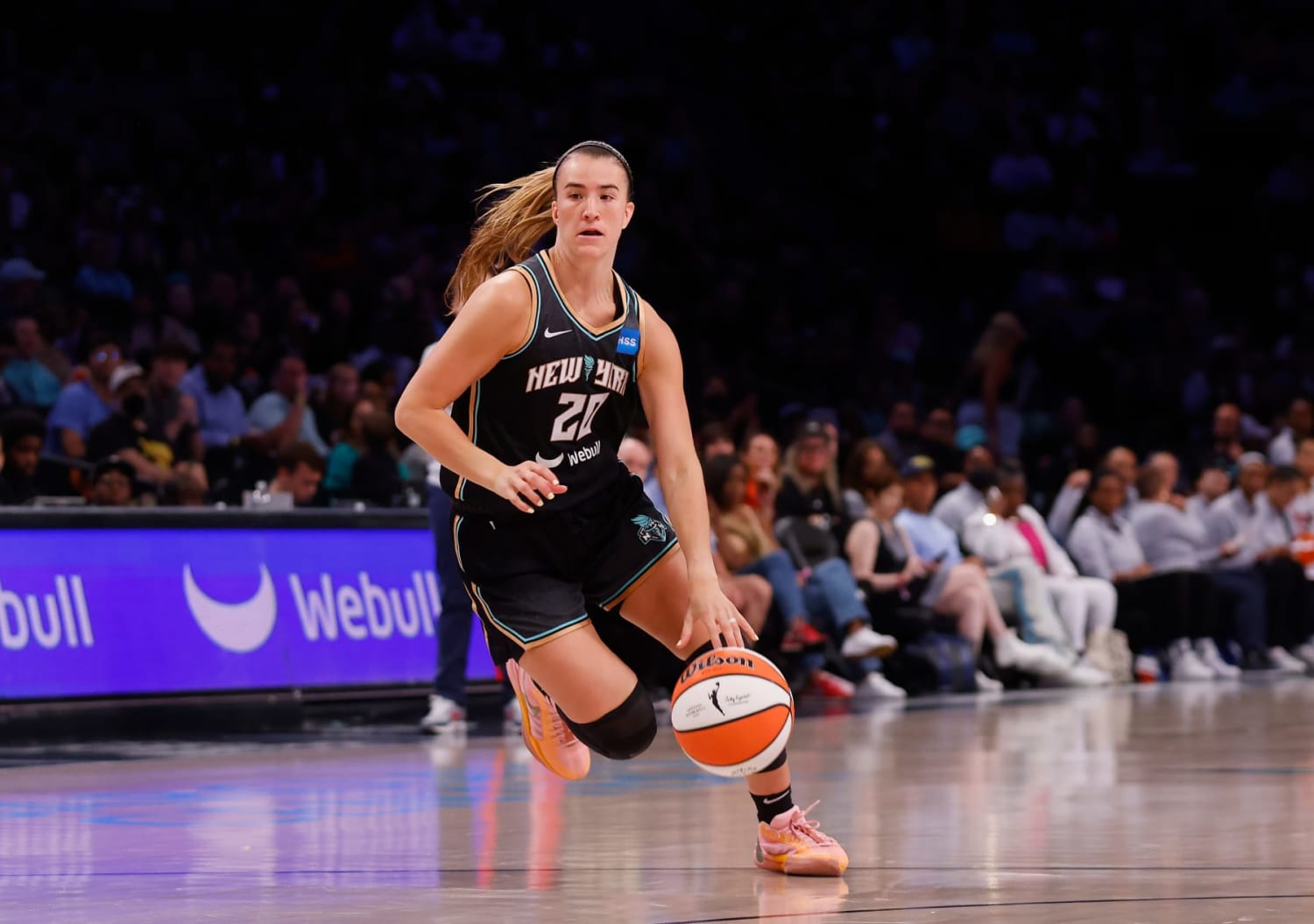 Sabrina Ionescu's custom shoes get stolen, goes on to break 3