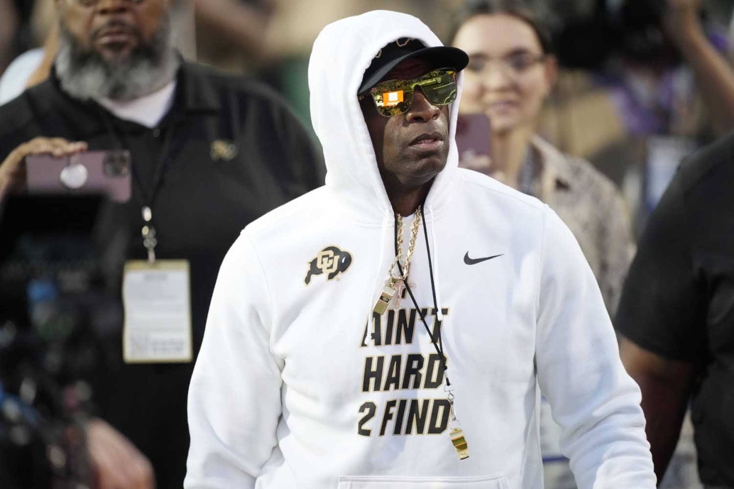 Parking police leave ticket on Deion Sanders' luxury car ahead of games  against Oregon: 'Lamborghini Prime