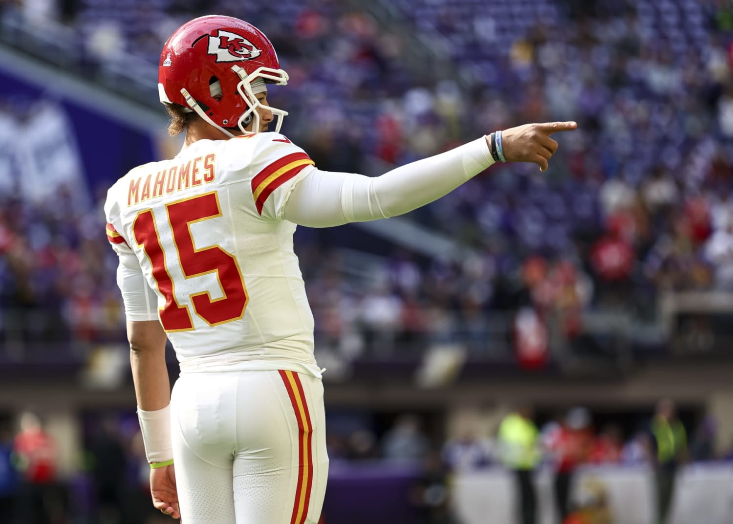 Week 15 NFL Saturday – Player Props and Predictions - CLNS Media