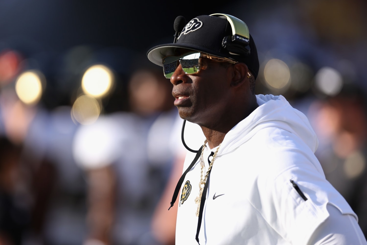 NFL Notes: Oregon Thumps Deion Sanders' Buffs, CFB Roundup, Nick