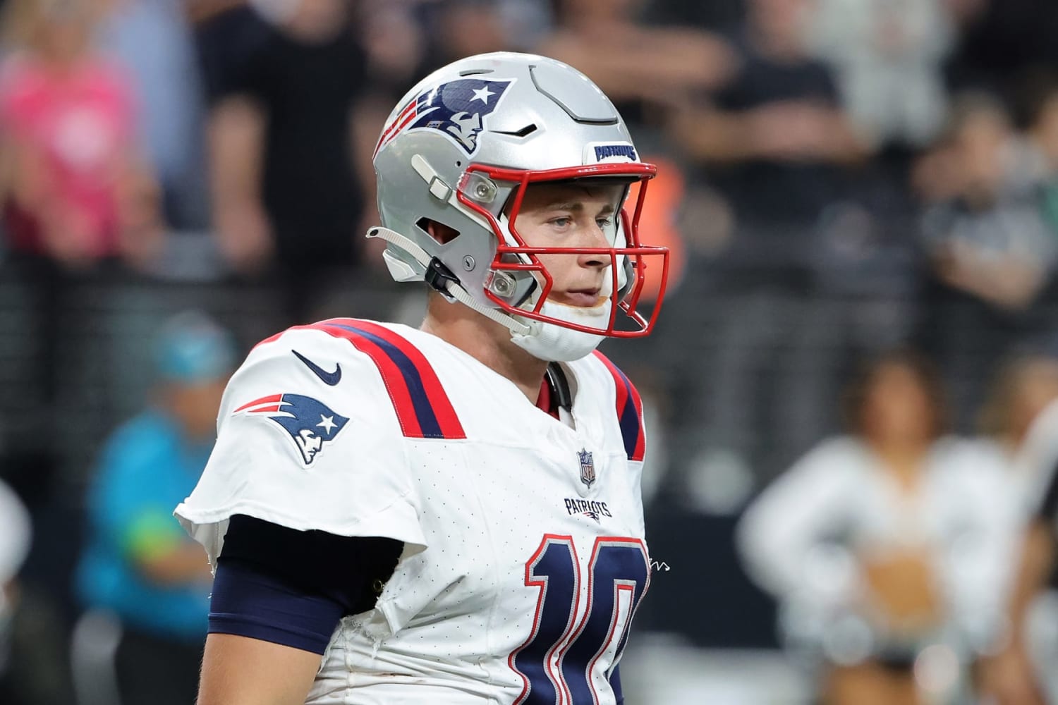 New England Patriots vs. Miami Dolphins Snaps & Grades: Mac Jones,  Secondary Fail - Sports Illustrated New England Patriots News, Analysis and  More