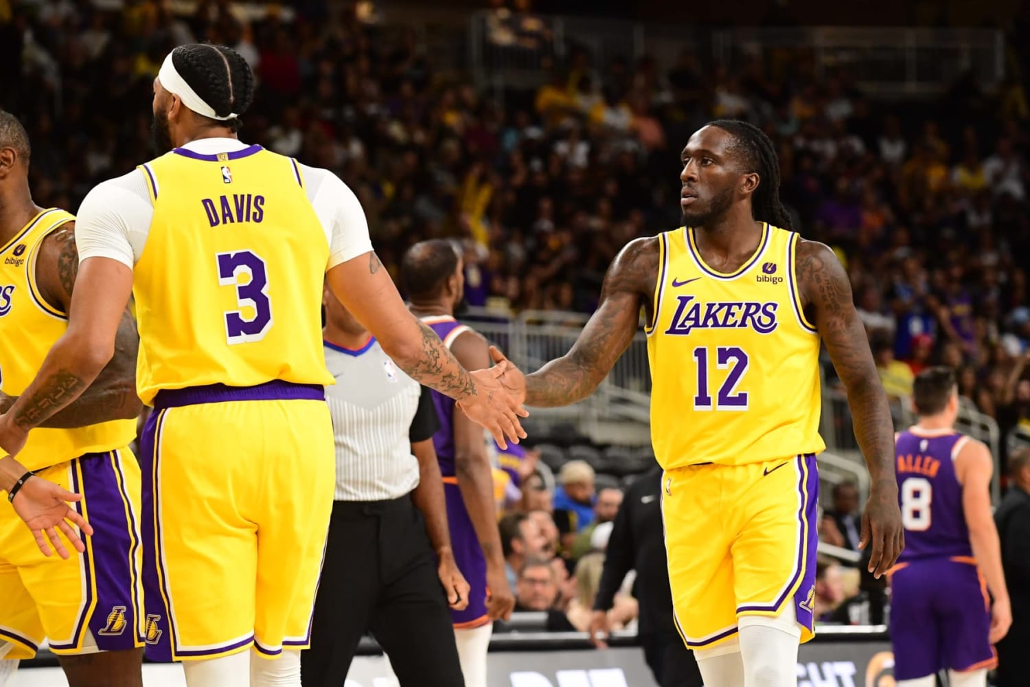 Darren Rovell on X: In 20 minutes, the lowest Lakers season