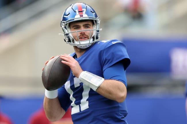 Jake Fromm signs with Giants, leaves Bills' practice squad - Sports  Illustrated