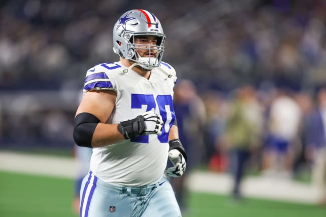 Dallas OL Zack Martin hurts calf, won't return vs Washington