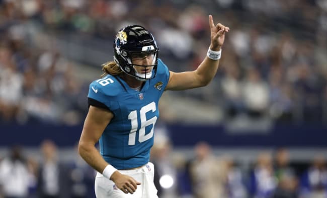 Jaguars' Trevor Lawrence Hyped by AFC Exec: He's 'Going to Be a