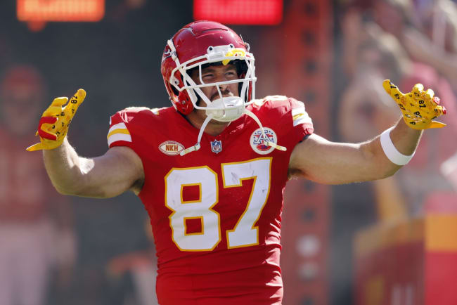 Travis Kelce: Breaking News, Rumors & Highlights