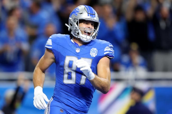 Lions vs. Packers TNF Start 'Em, Sit 'Em: Players to Target Include Jahmyr  Gibbs, AJ Dillon, and Christian Watson