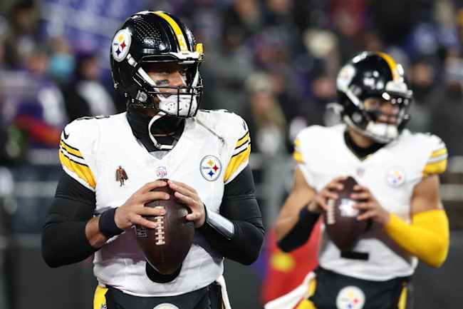 Steelers to Decide Between Russ, Fields