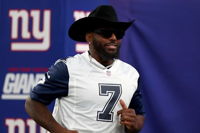 Dez Claps Back at Kayvon 😮