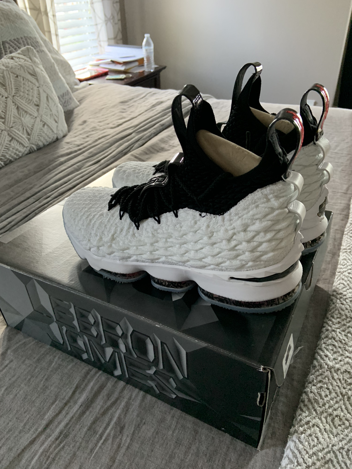 how to clean lebron 15 graffiti