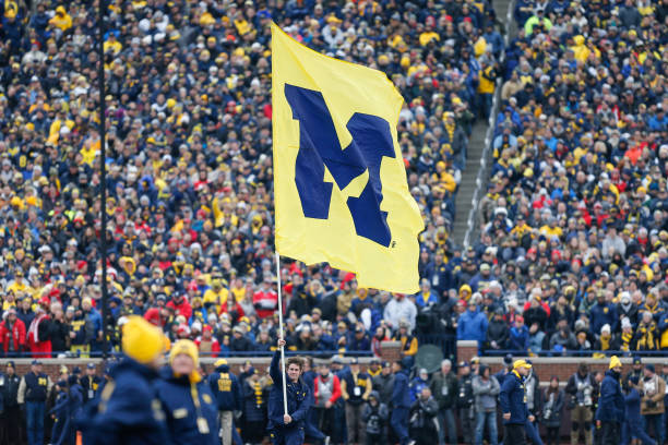 <p>Ravens' Mike Macdonald Joins Jim Harbaugh's Michigan Coaching Staff as DC thumbnail