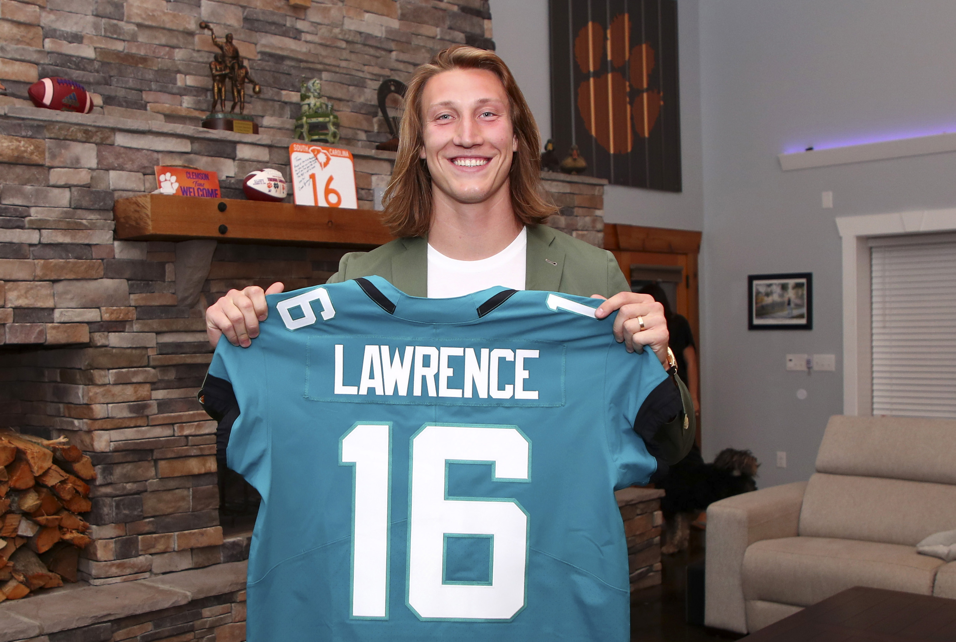 Report: Trevor Lawrence To Take Part In Jaguars Minicamp After Shoulder ...