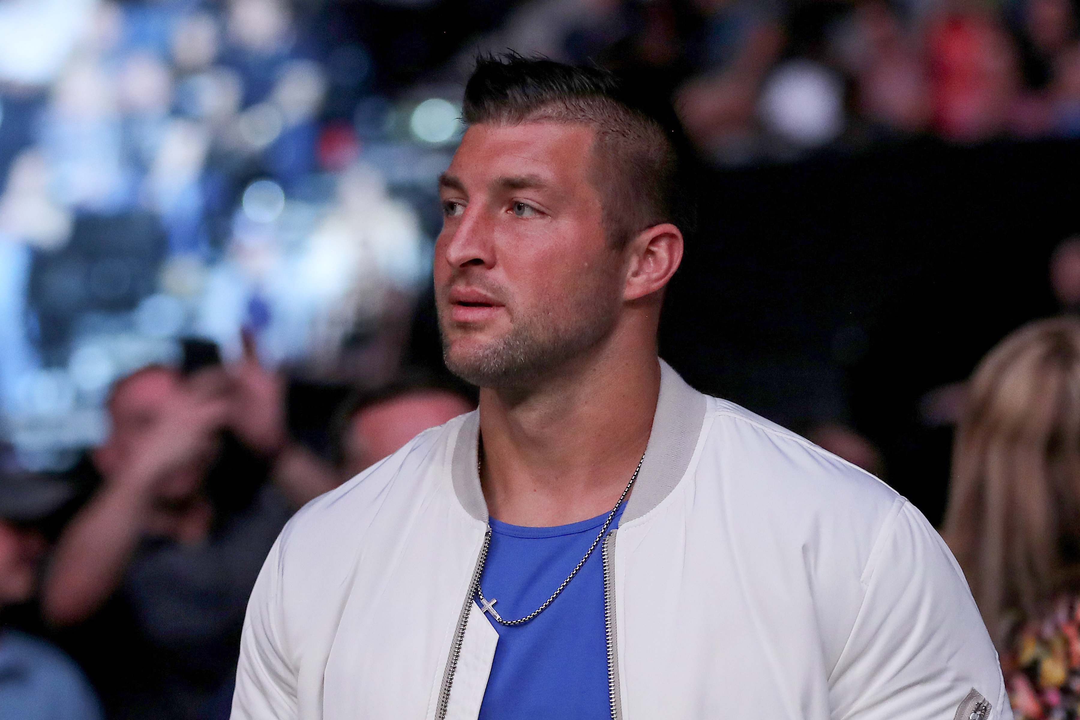 Tim Tebow signs contract with Jacksonville Jaguars to play tight end