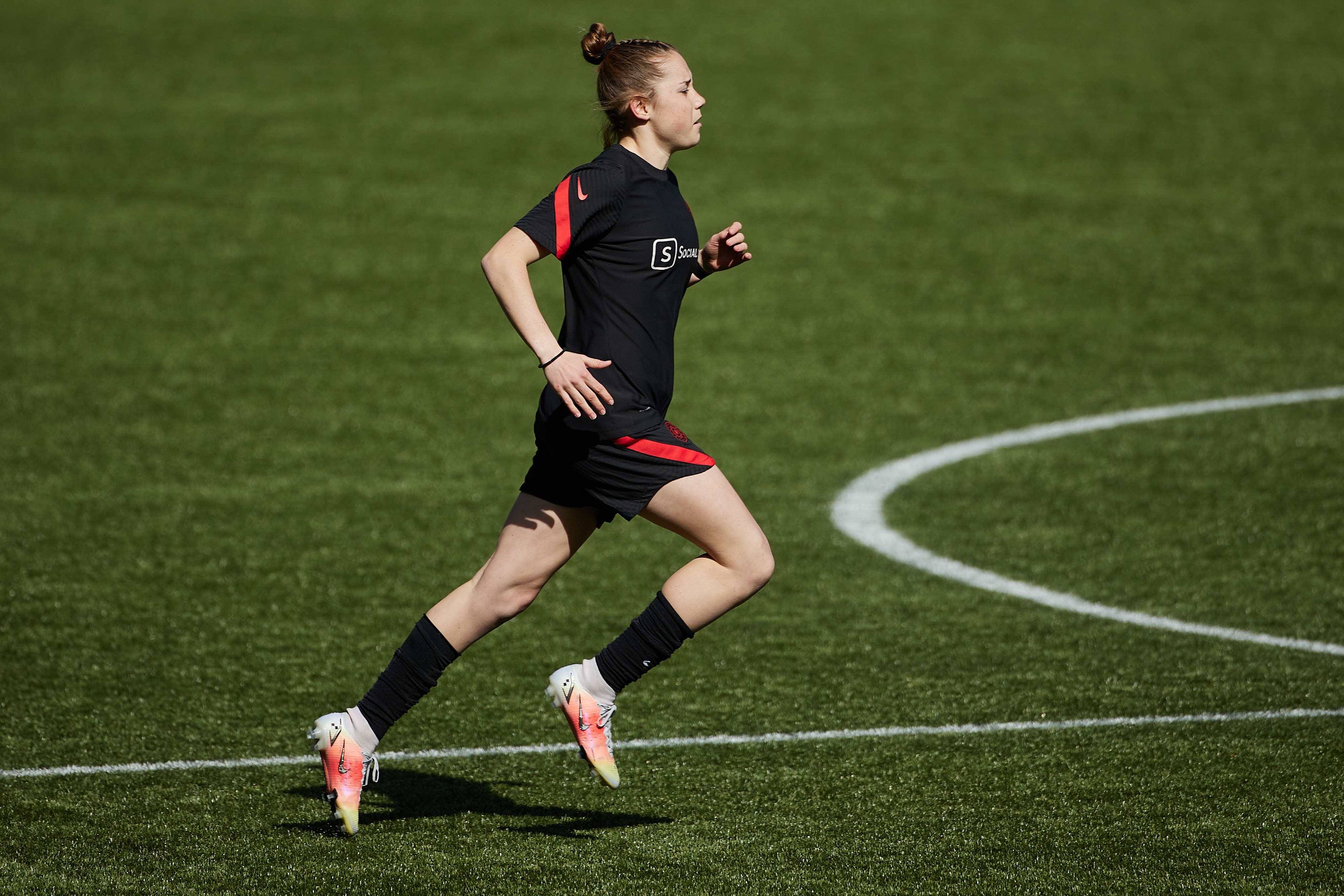 Us Women's Soccer Team Against 15 Year Olds