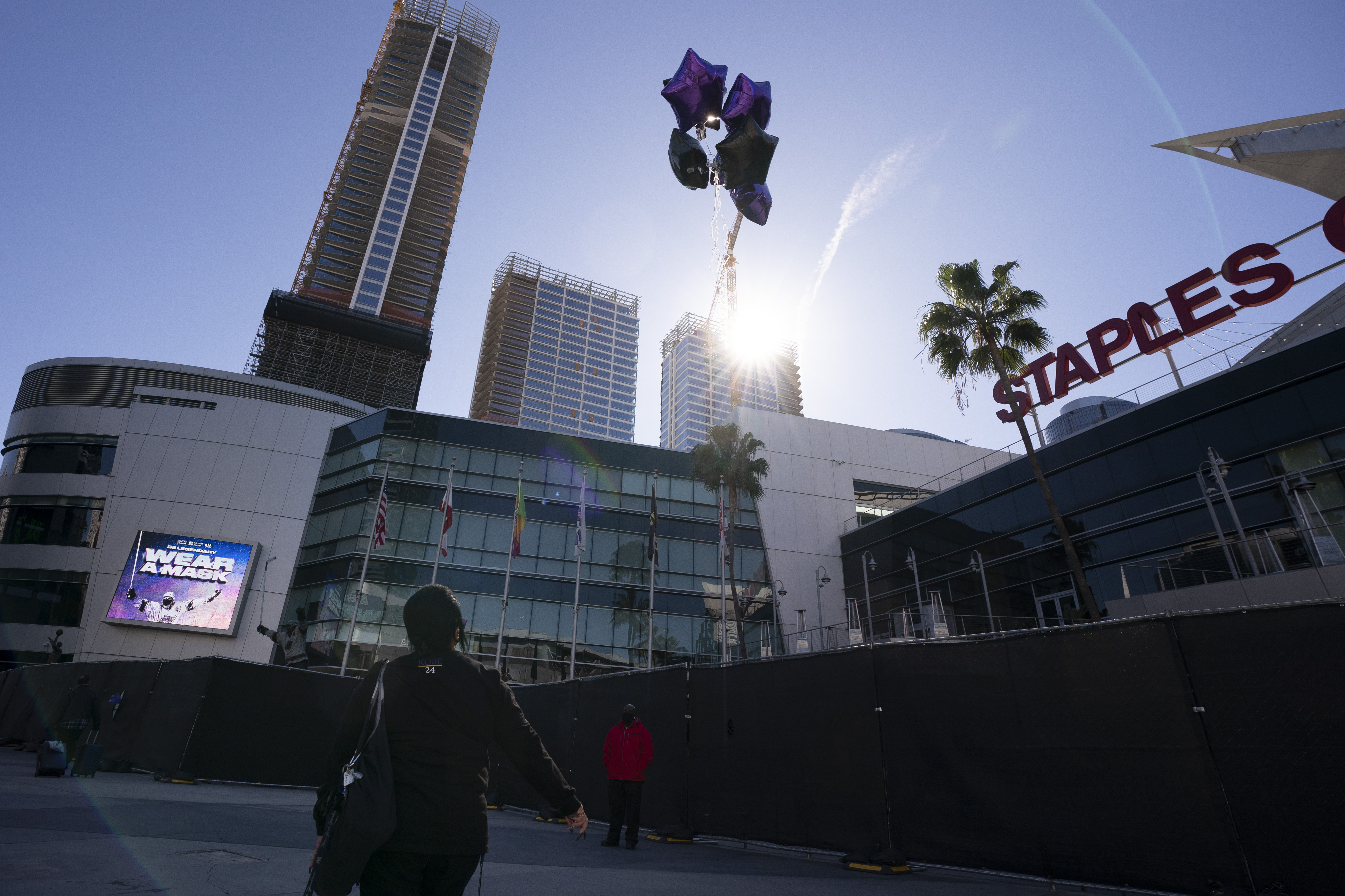 Lakers to play at Staples Center through 2041 season - L.A.