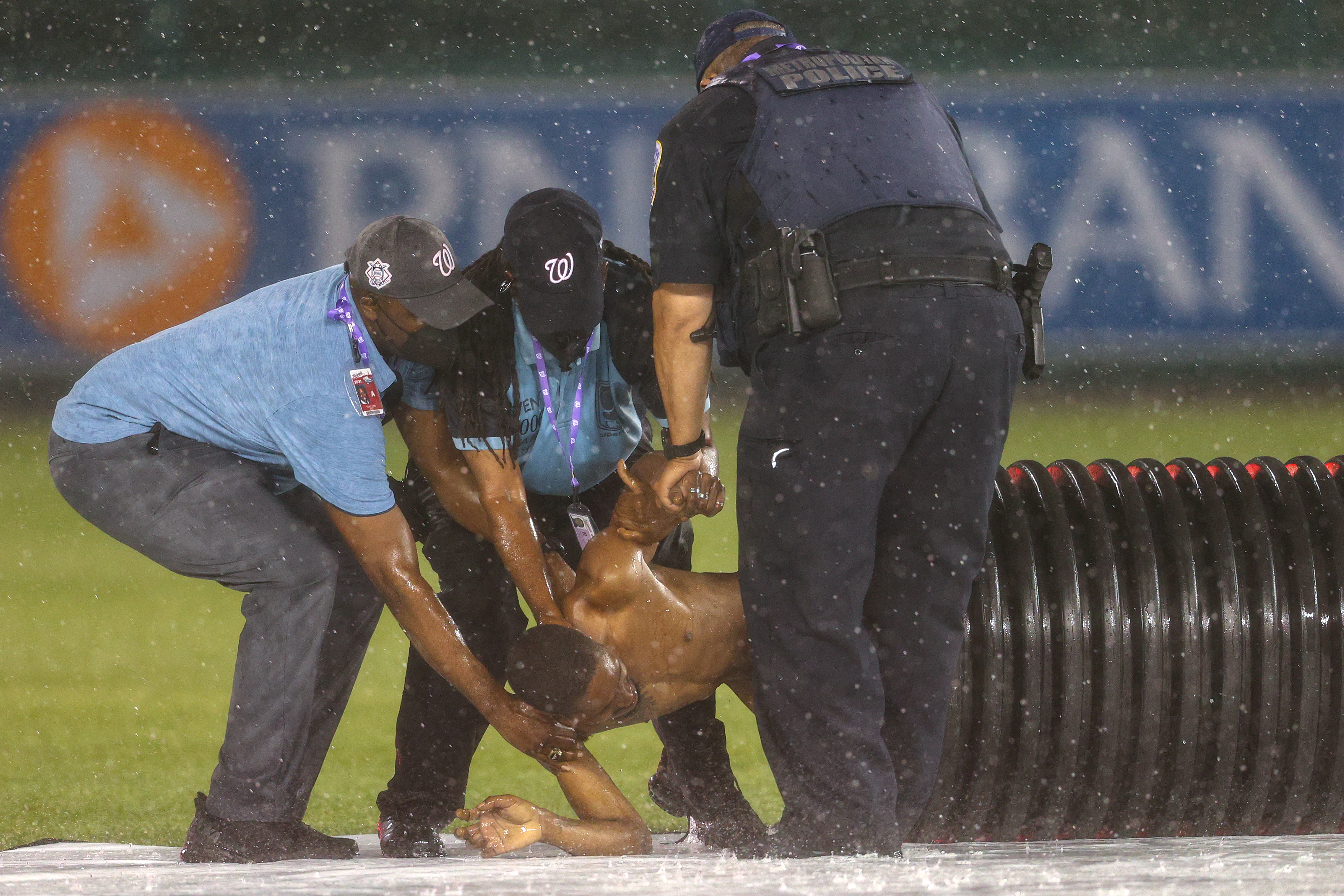 Nationals, Reds suspended in fourth, to resume Thursday - WTOP News