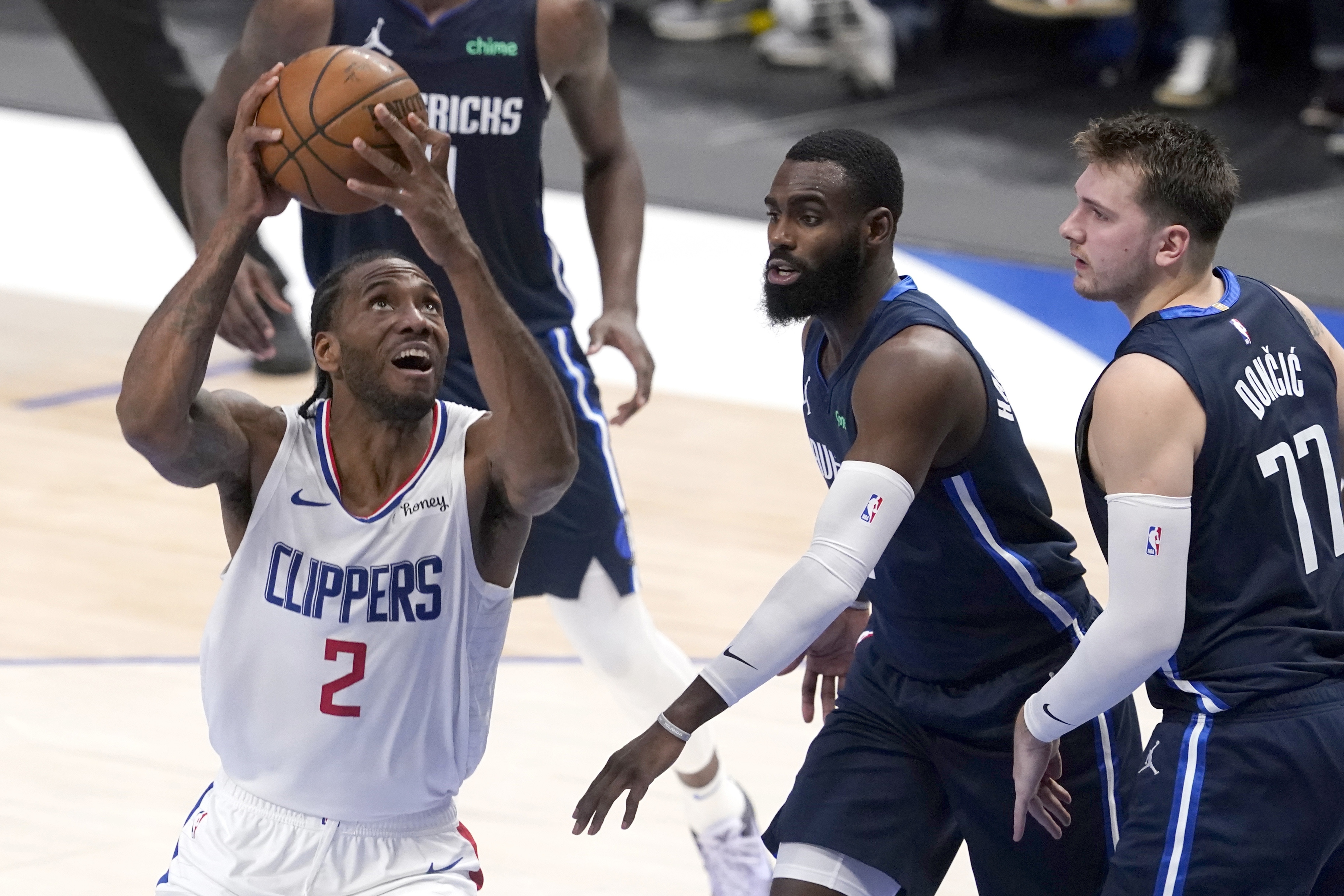 Kawhi Leonard leads LA Clippers to Game 1 win over Dallas Mavericks, NBA  News