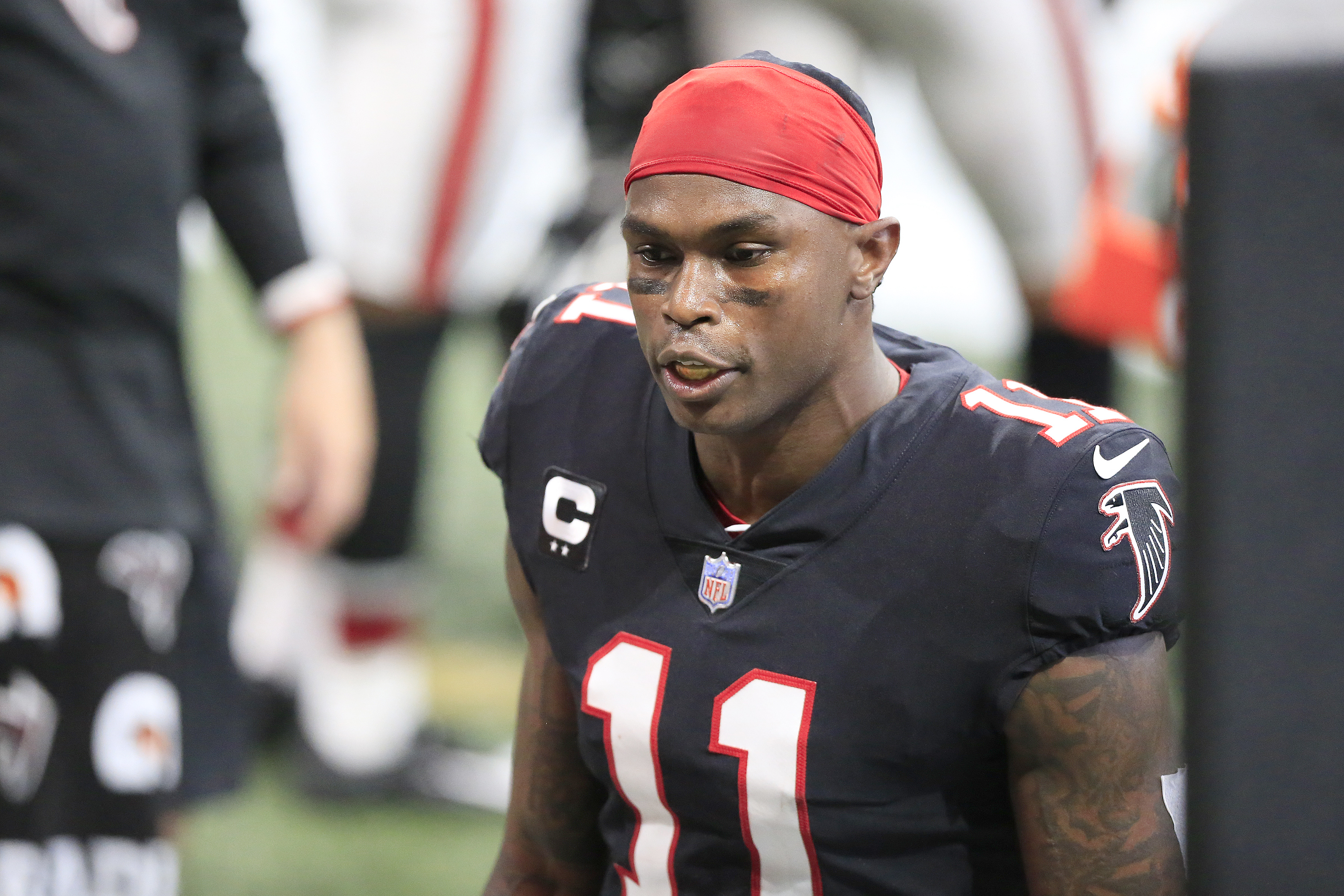 Do the Falcons have to trade All-Pro wide receiver Julio Jones?