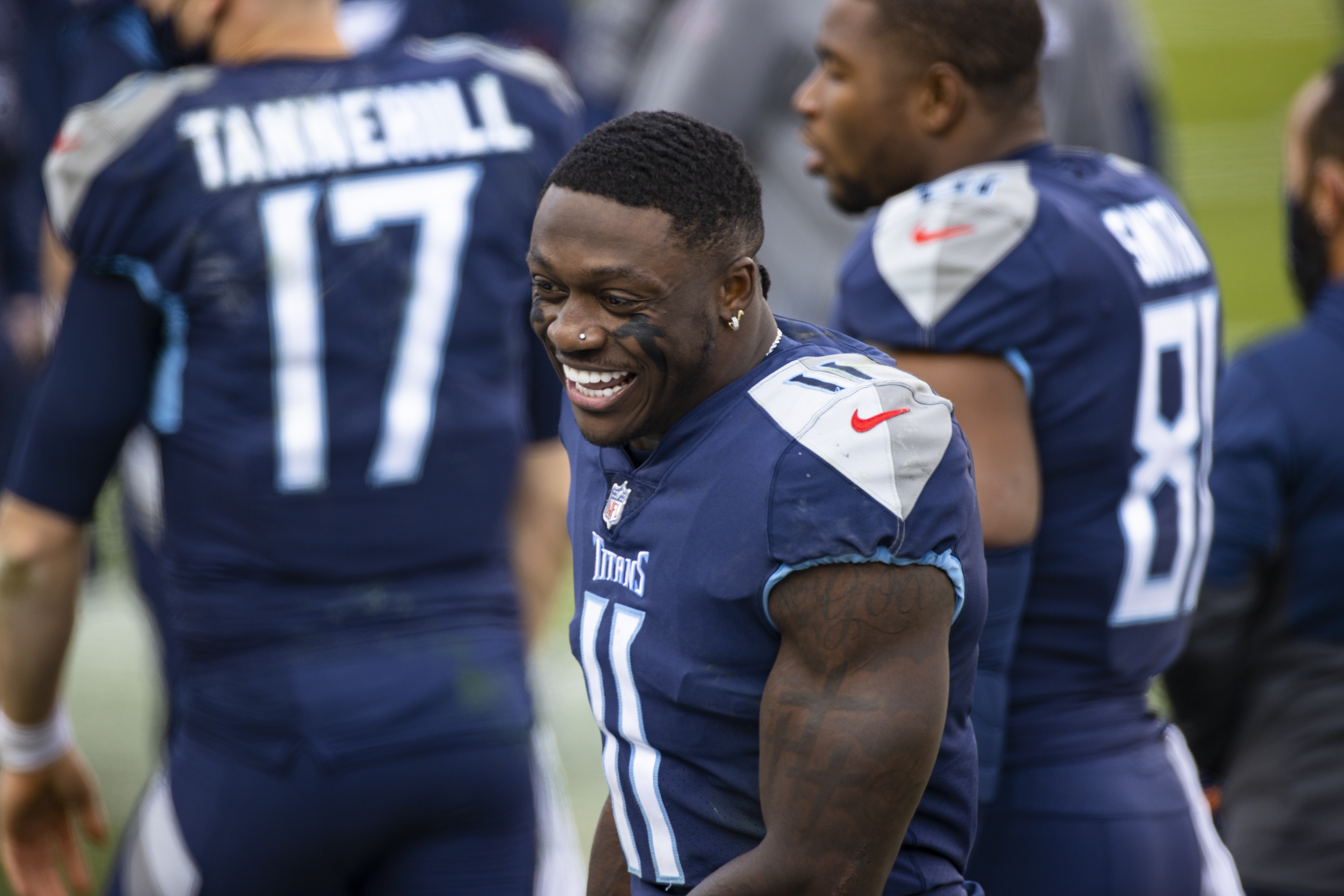 Watch: Tennessee Titans' A.J. Brown reacts to getting Pro Bowl jersey